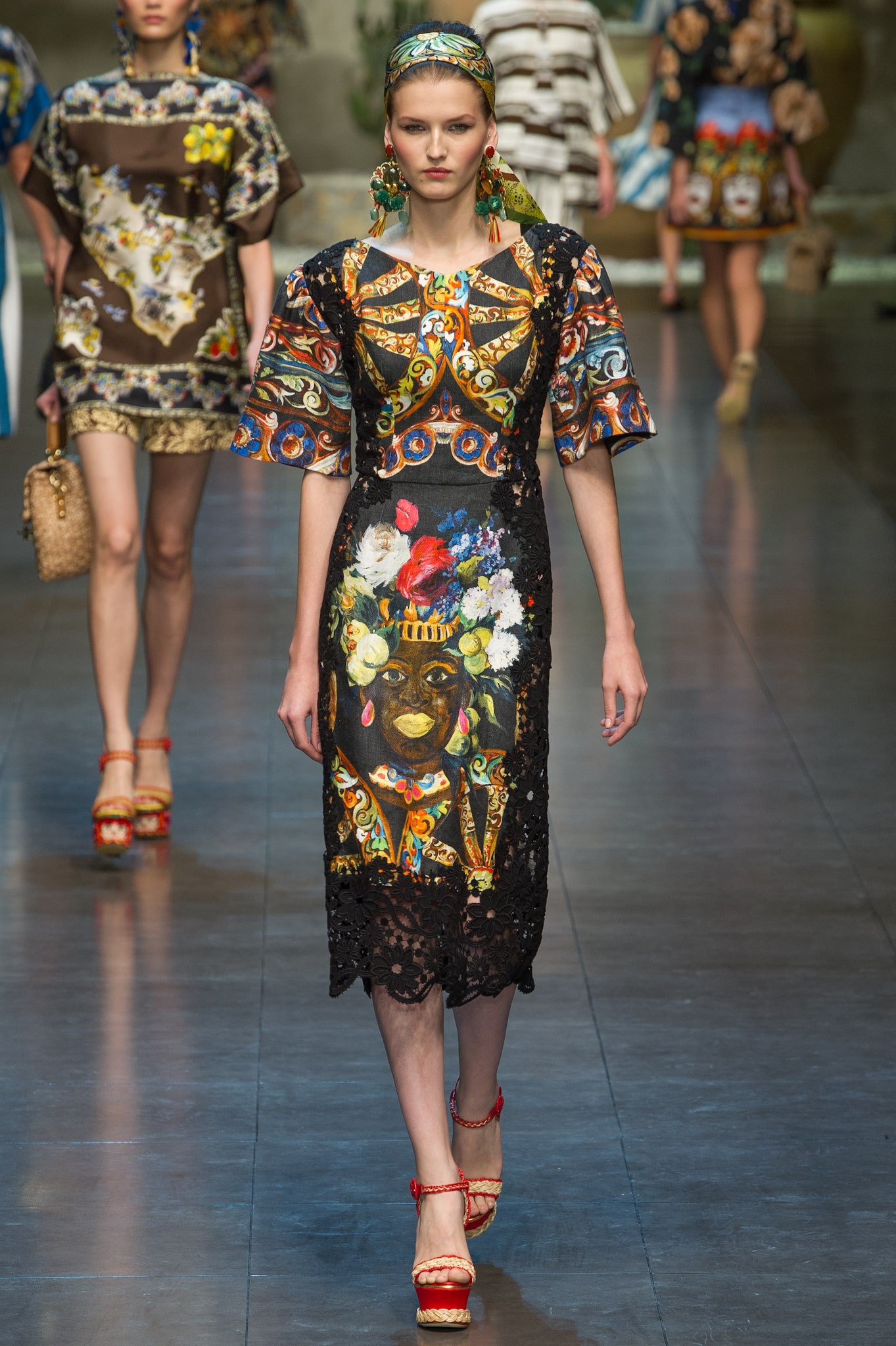 Dolce & Gabbana S/S 13 Look 62