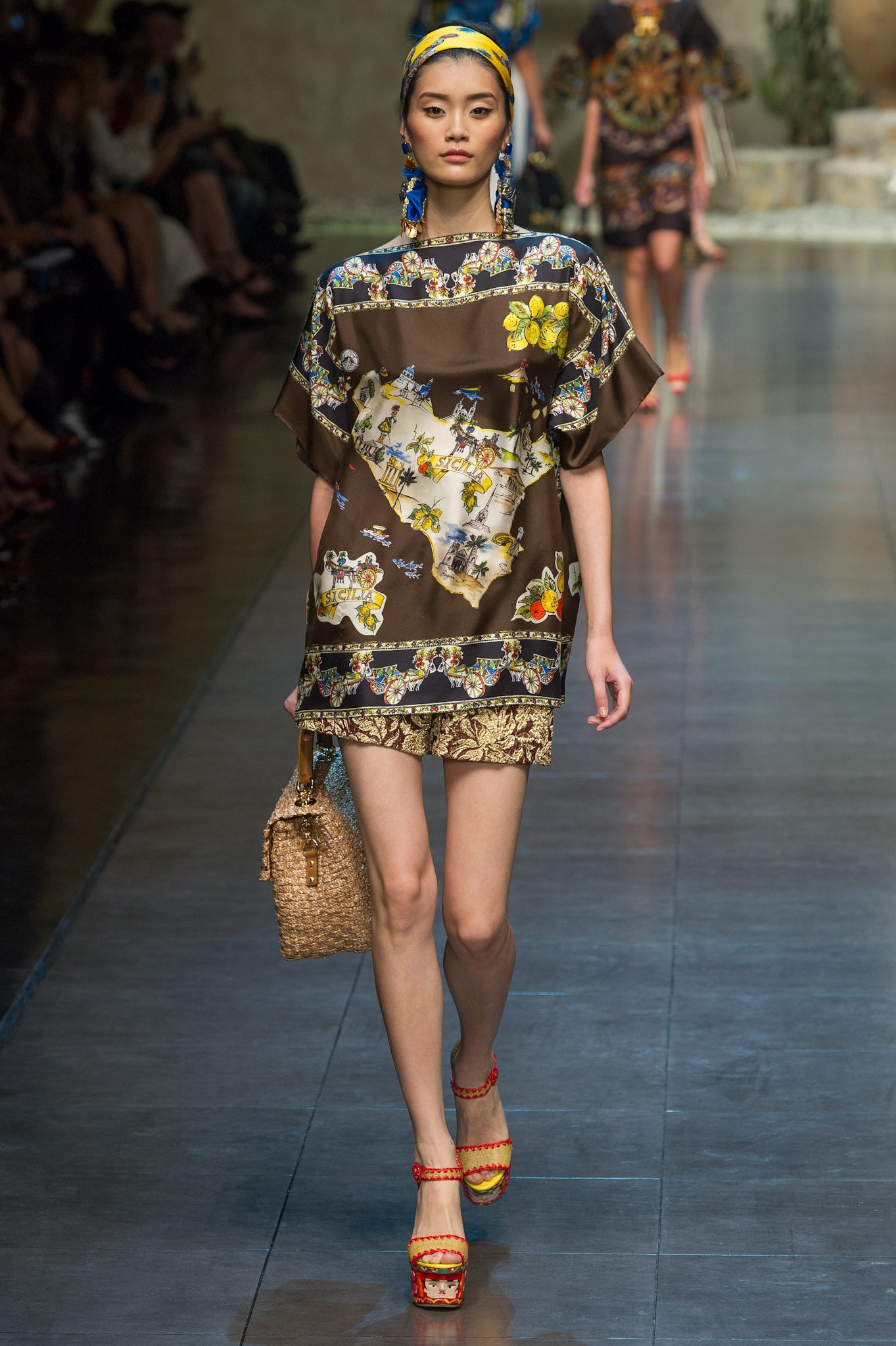 Dolce & Gabbana S/S 13 Look 63