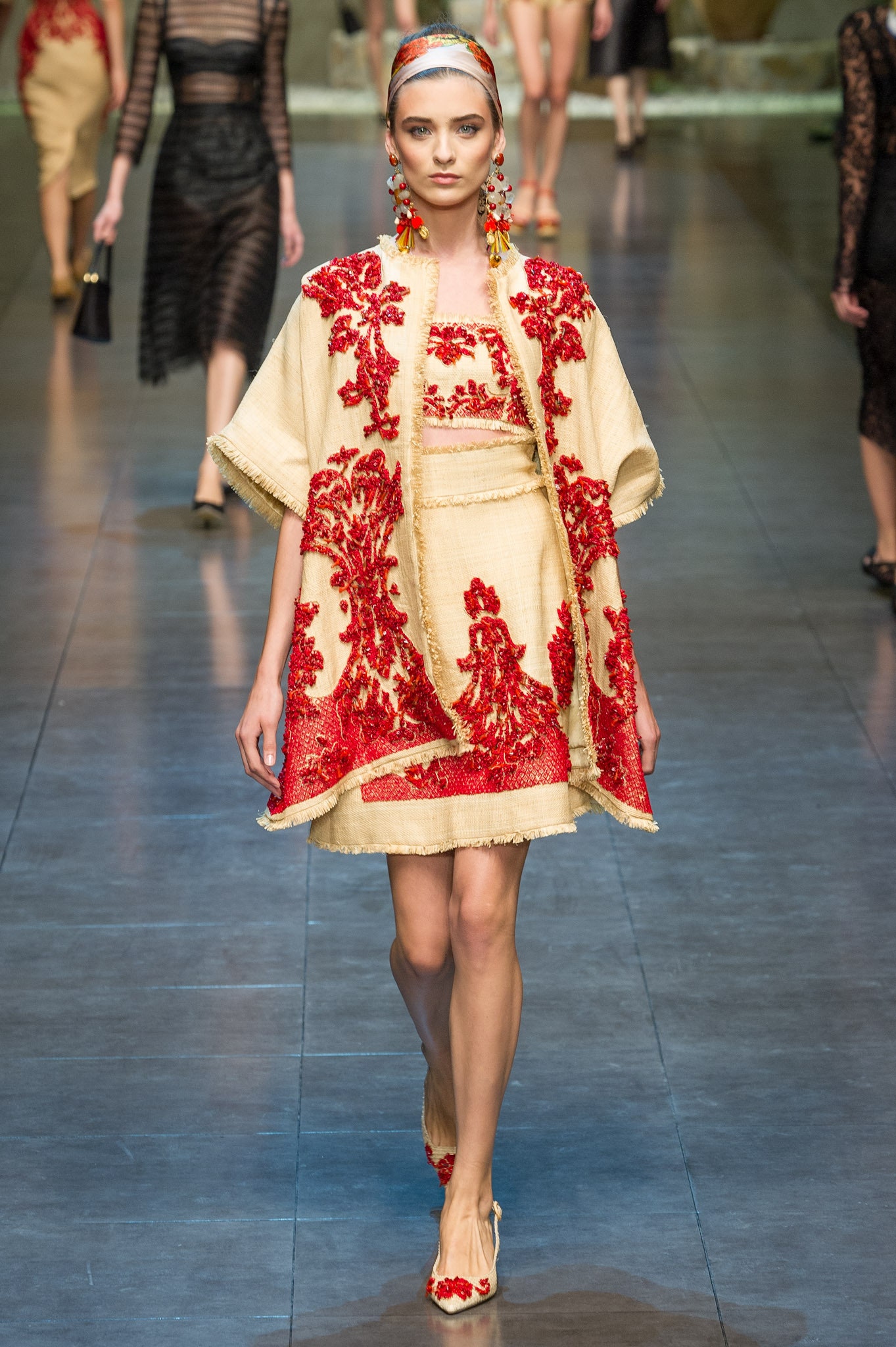 Dolce & Gabbana S/S 13 Look 77
