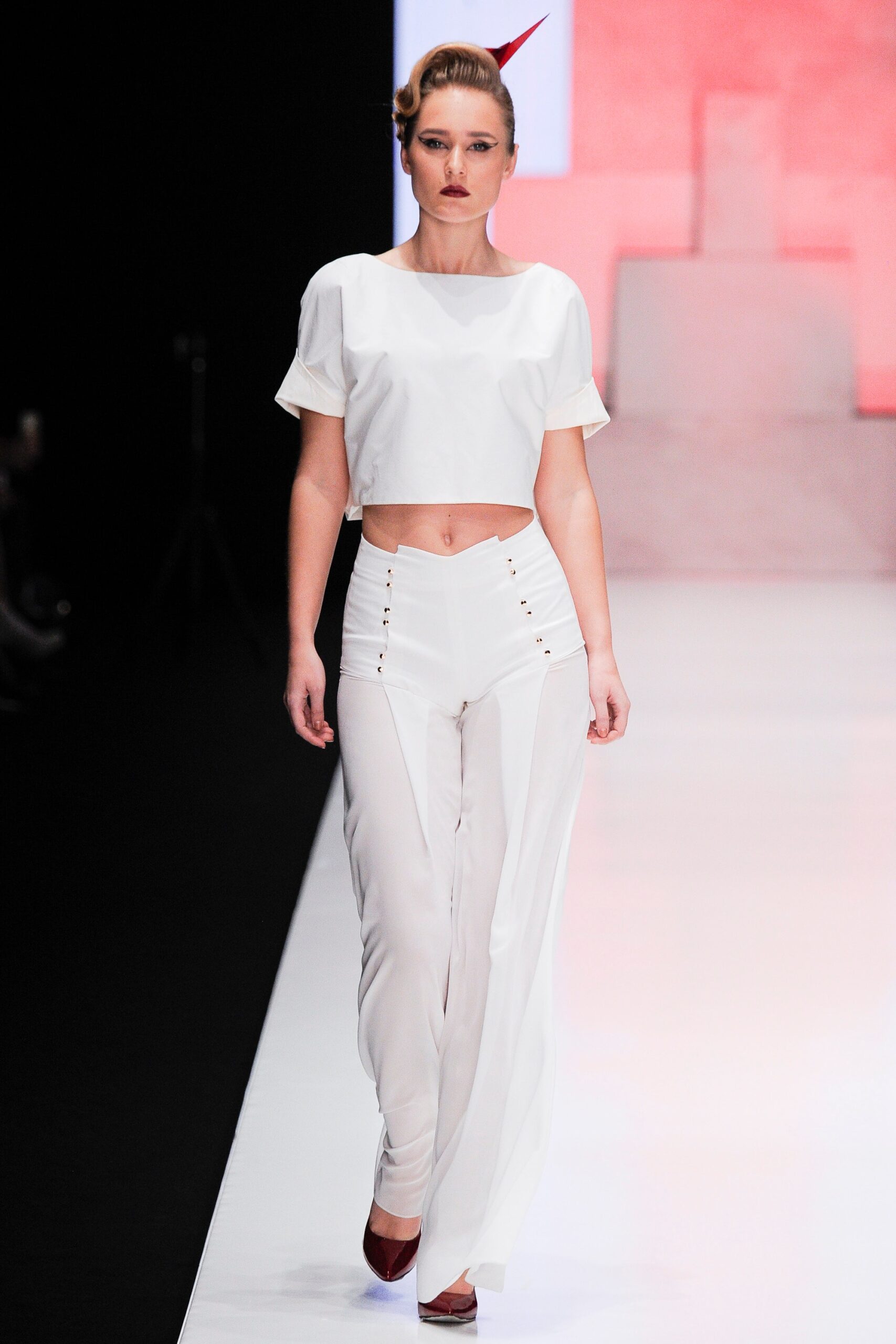Dimaneu Russia S/S 16 Look 8