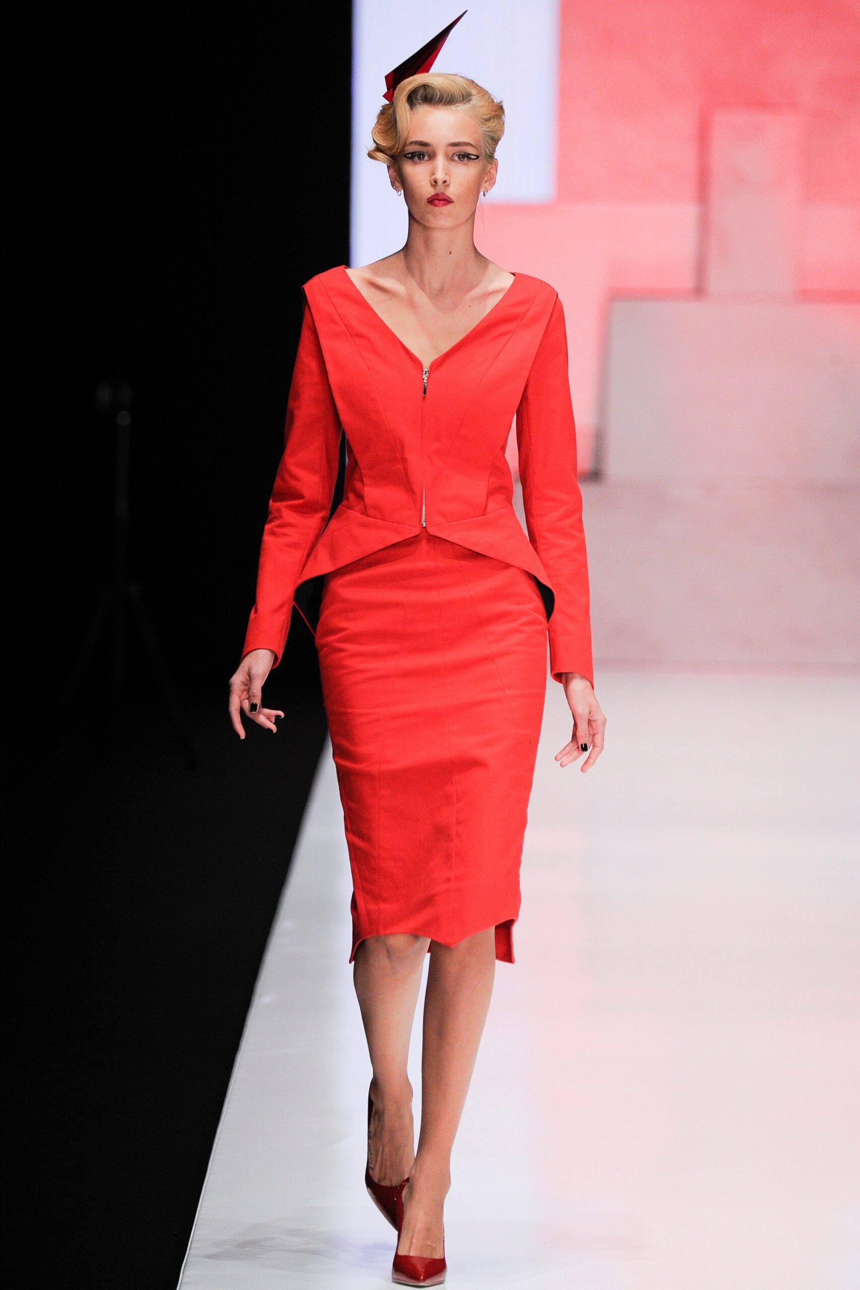 Dimaneu Russia S/S 16 Look 18