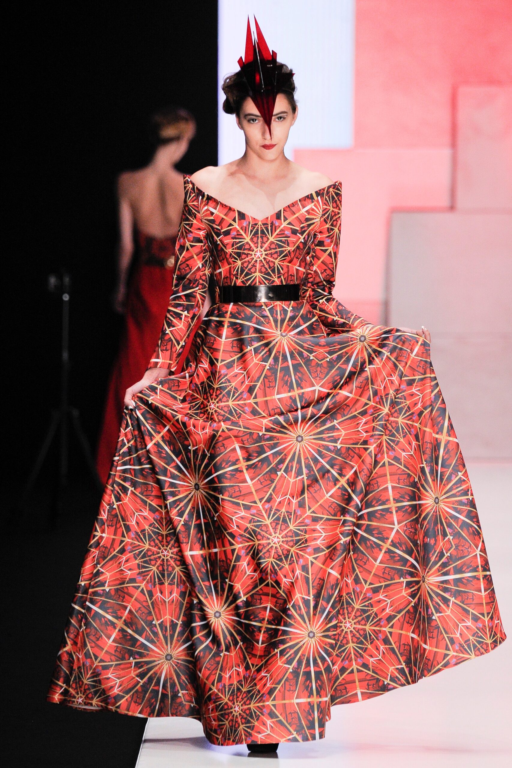 Dimaneu Russia S/S 16 Look 24