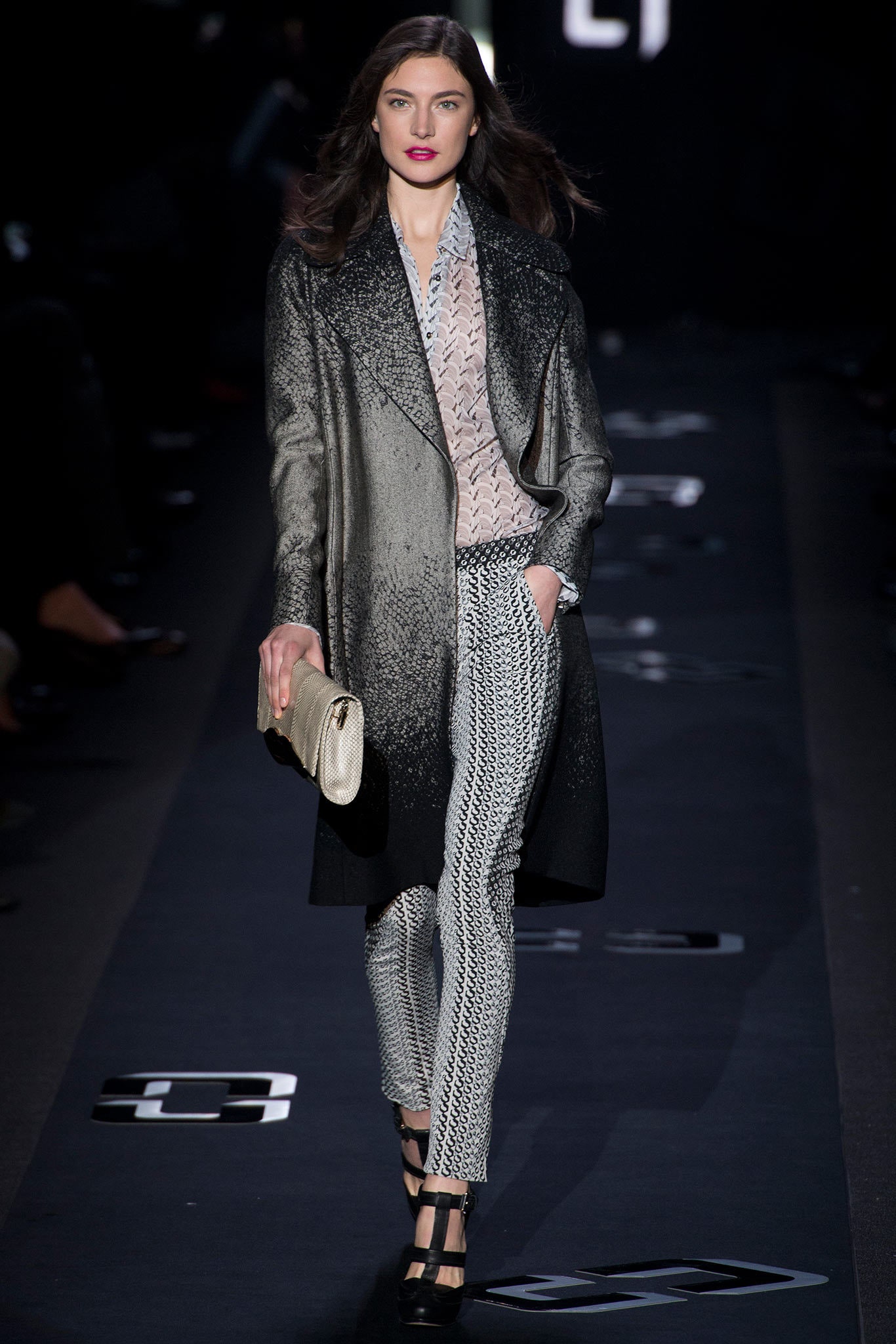 Diane von Furstenberg F/W 13 Look 9