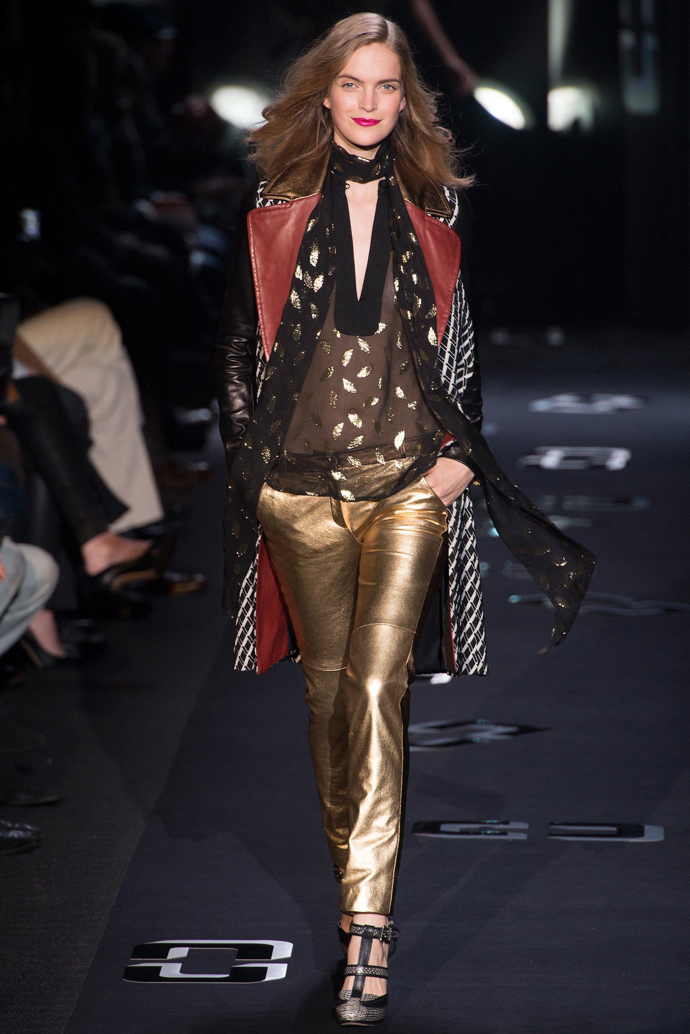 Diane von Furstenberg F/W 13 Look 14