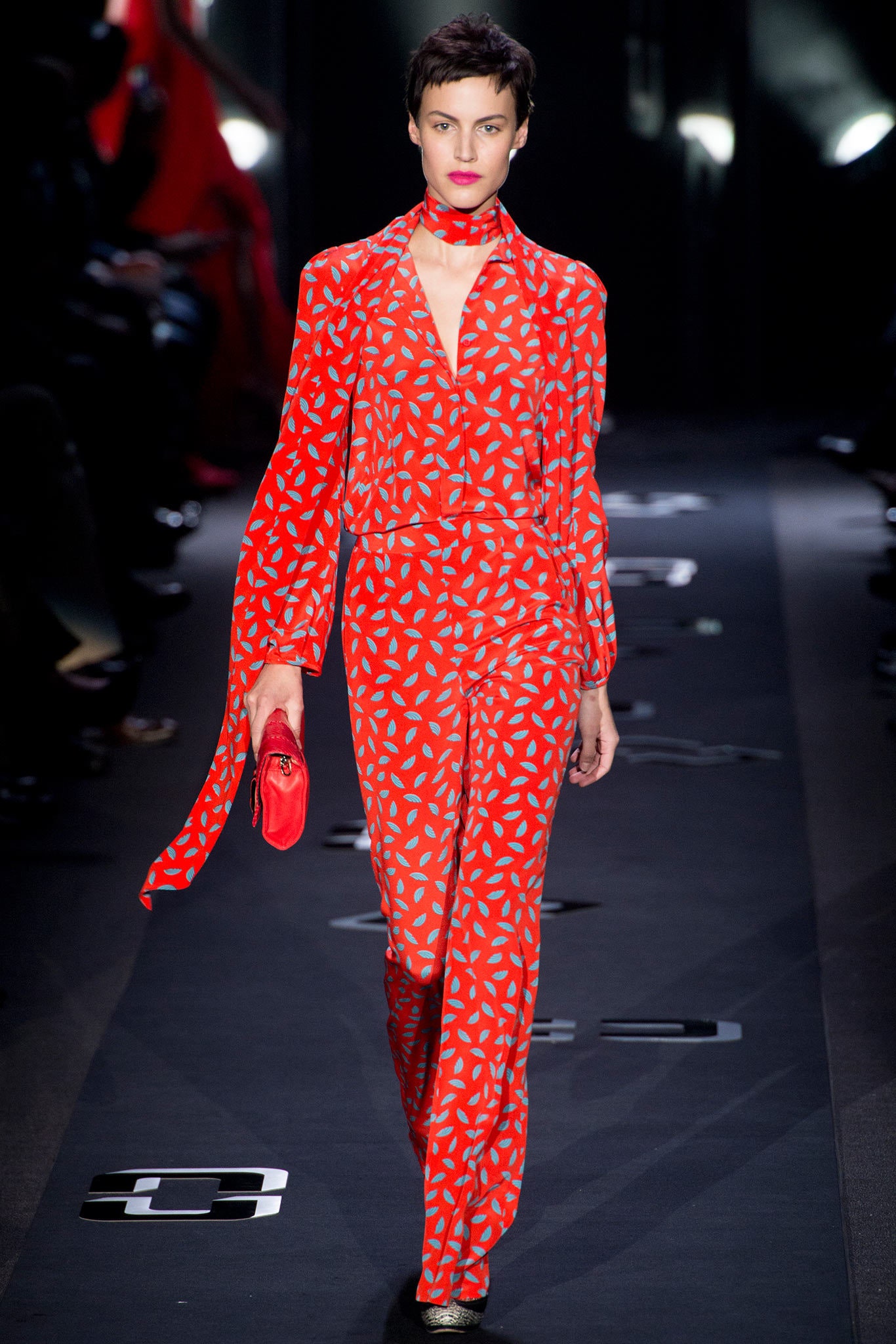 Diane von Furstenberg F/W 13 Look 16