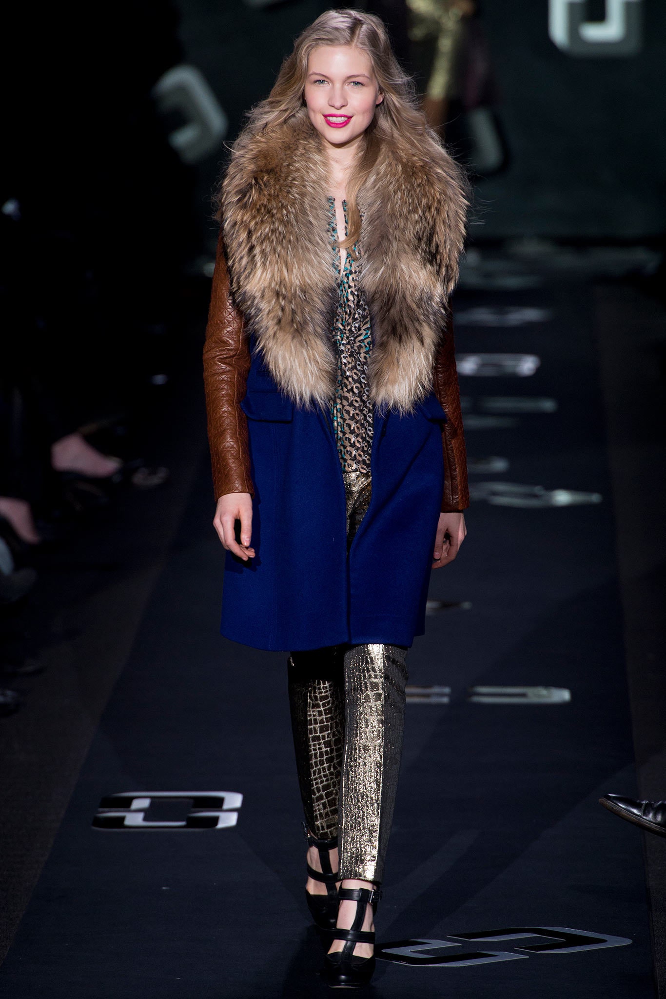 Diane von Furstenberg F/W 13 Look 26