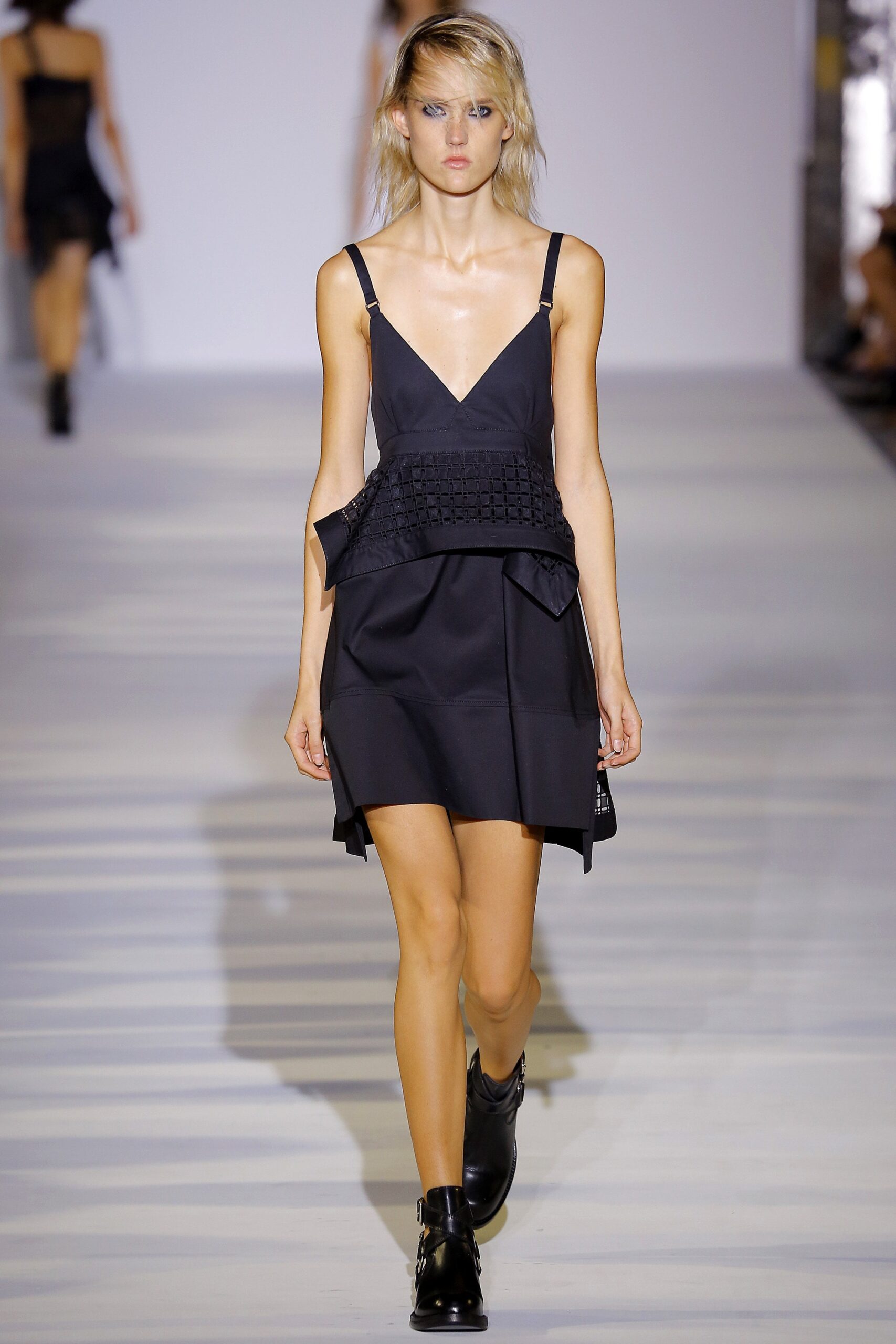Diesel Black Gold S/S 16 Look 18