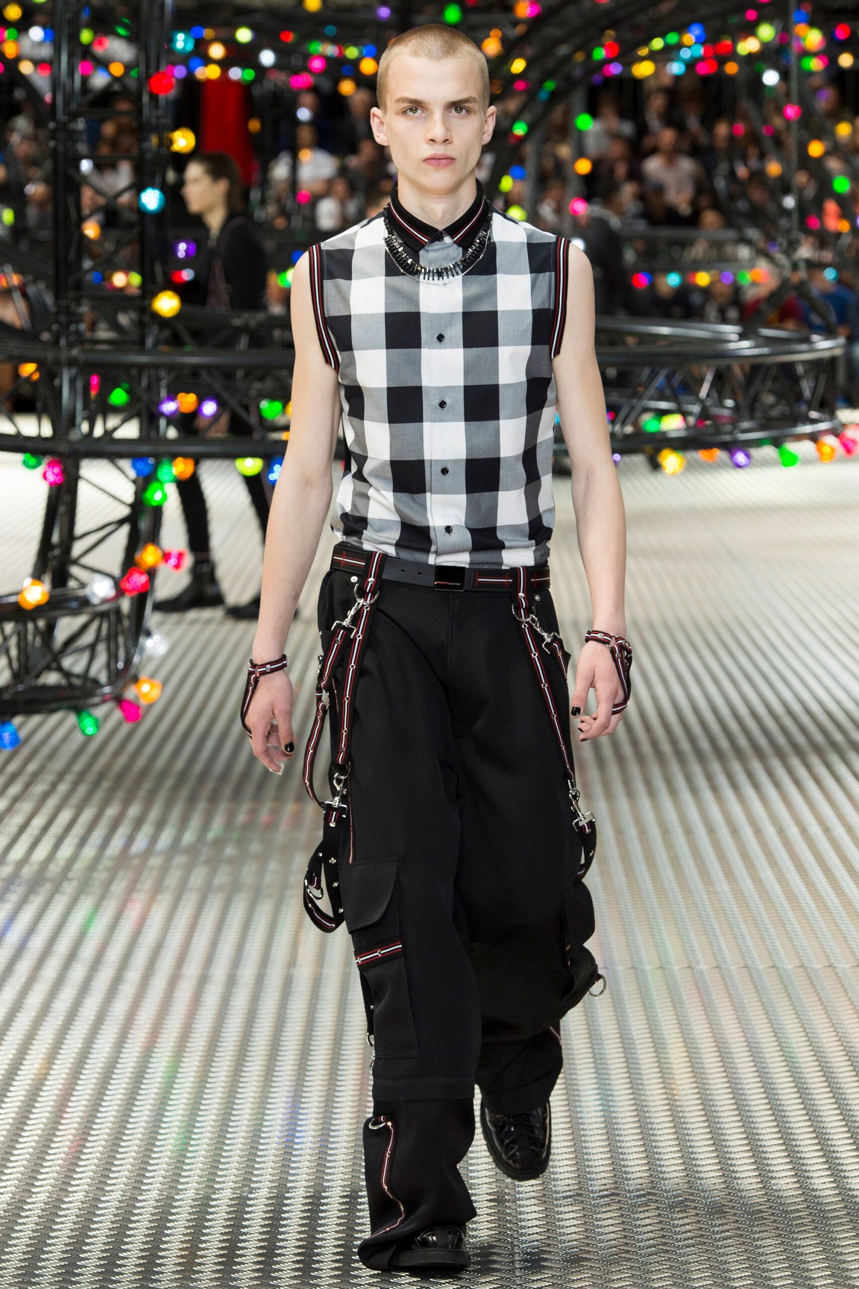 Dior Men S/S 17 Menswear Look 2