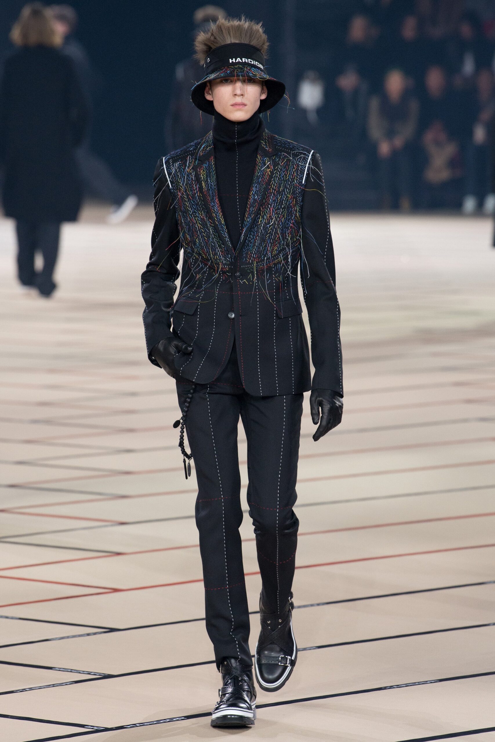 Dior Men F/W 17 Menswear Look 1