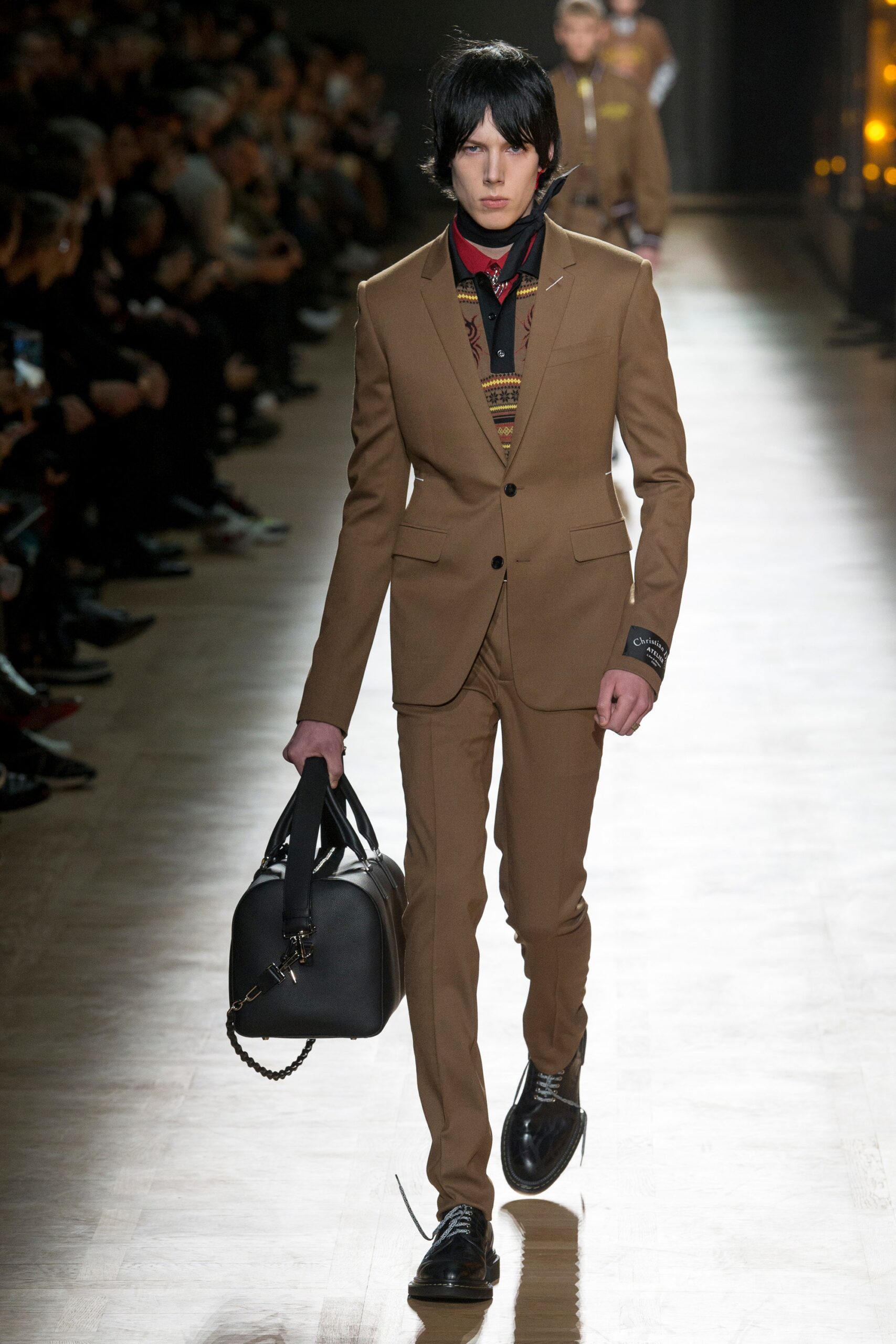 Dior Men F/W 18 Menswear Look 7