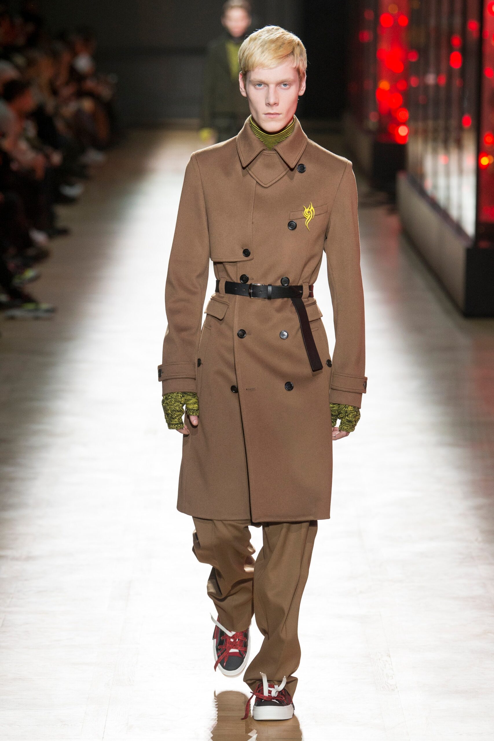 Dior Men F/W 18 Menswear Look 11