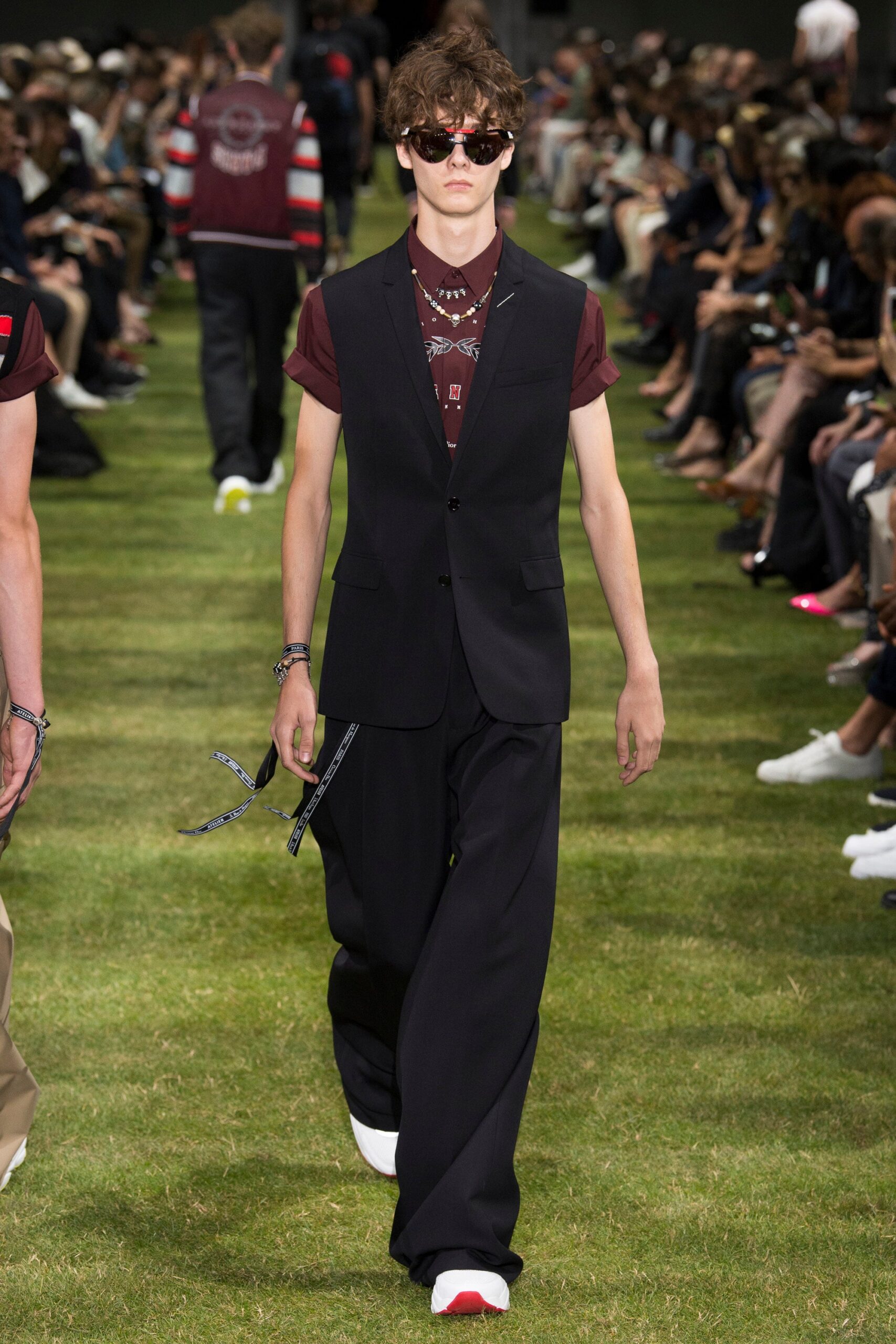 Dior Men S/S 18 Menswear Look 9