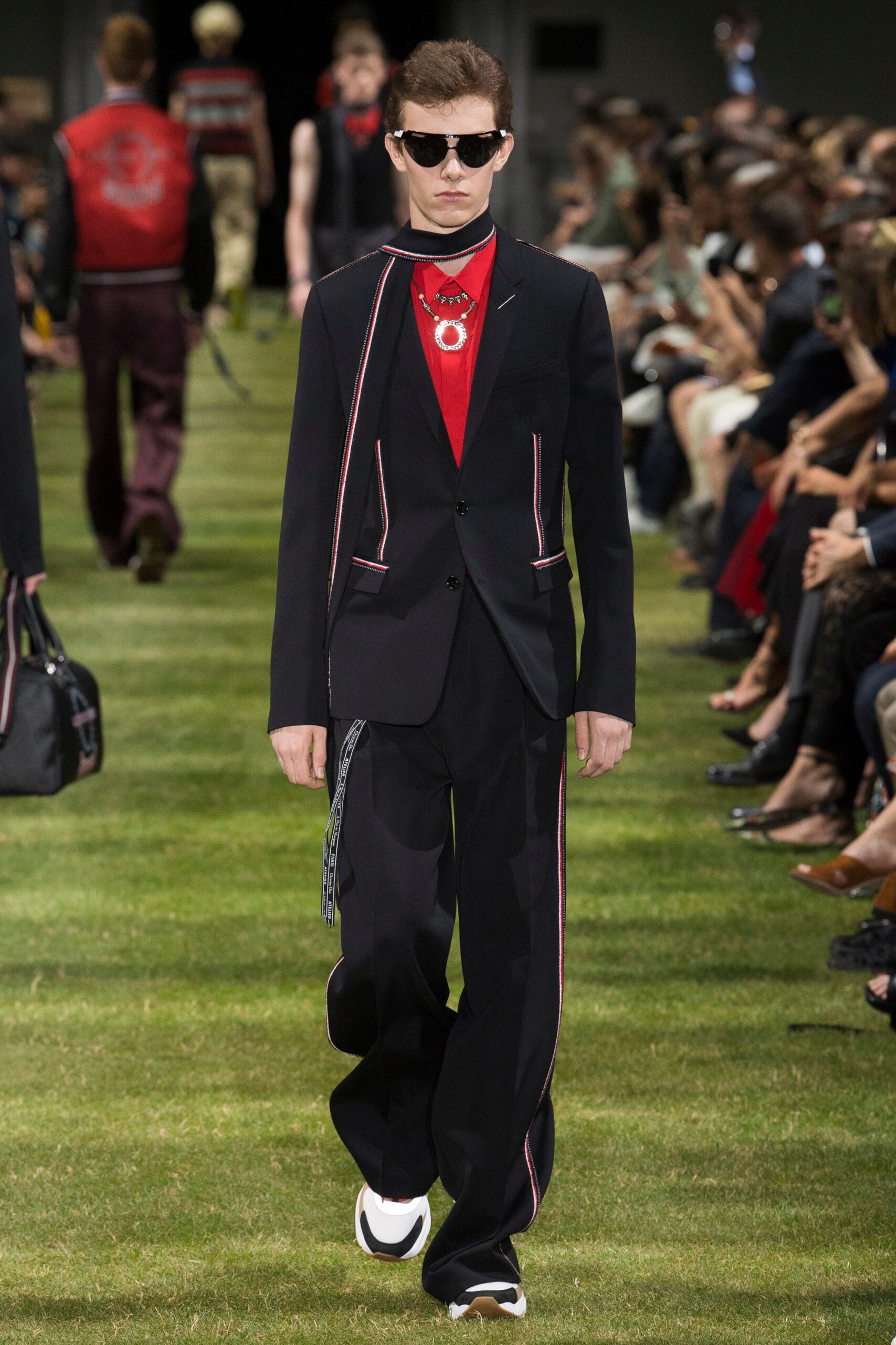Dior Men S/S 18 Menswear Look 11