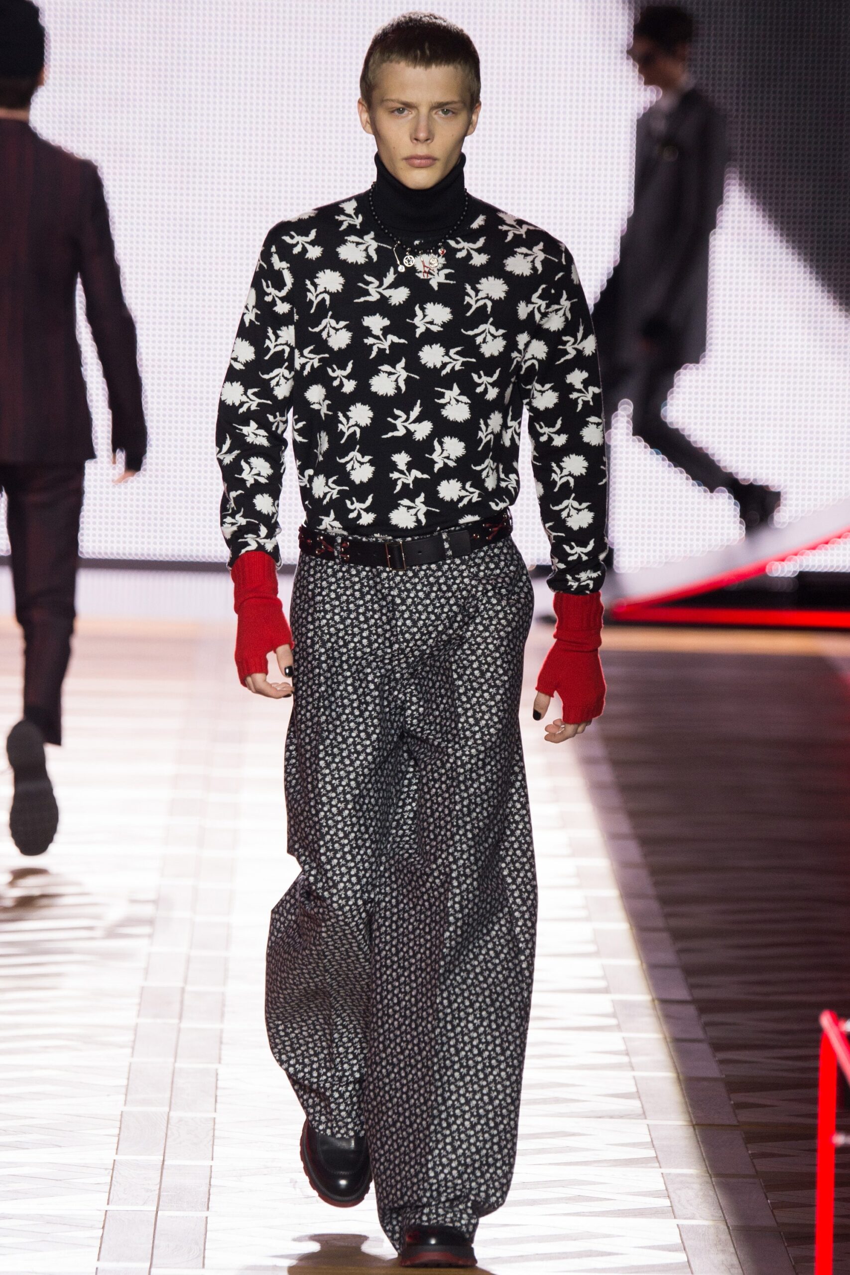 Dior Men F/W 16 Menswear Look 17
