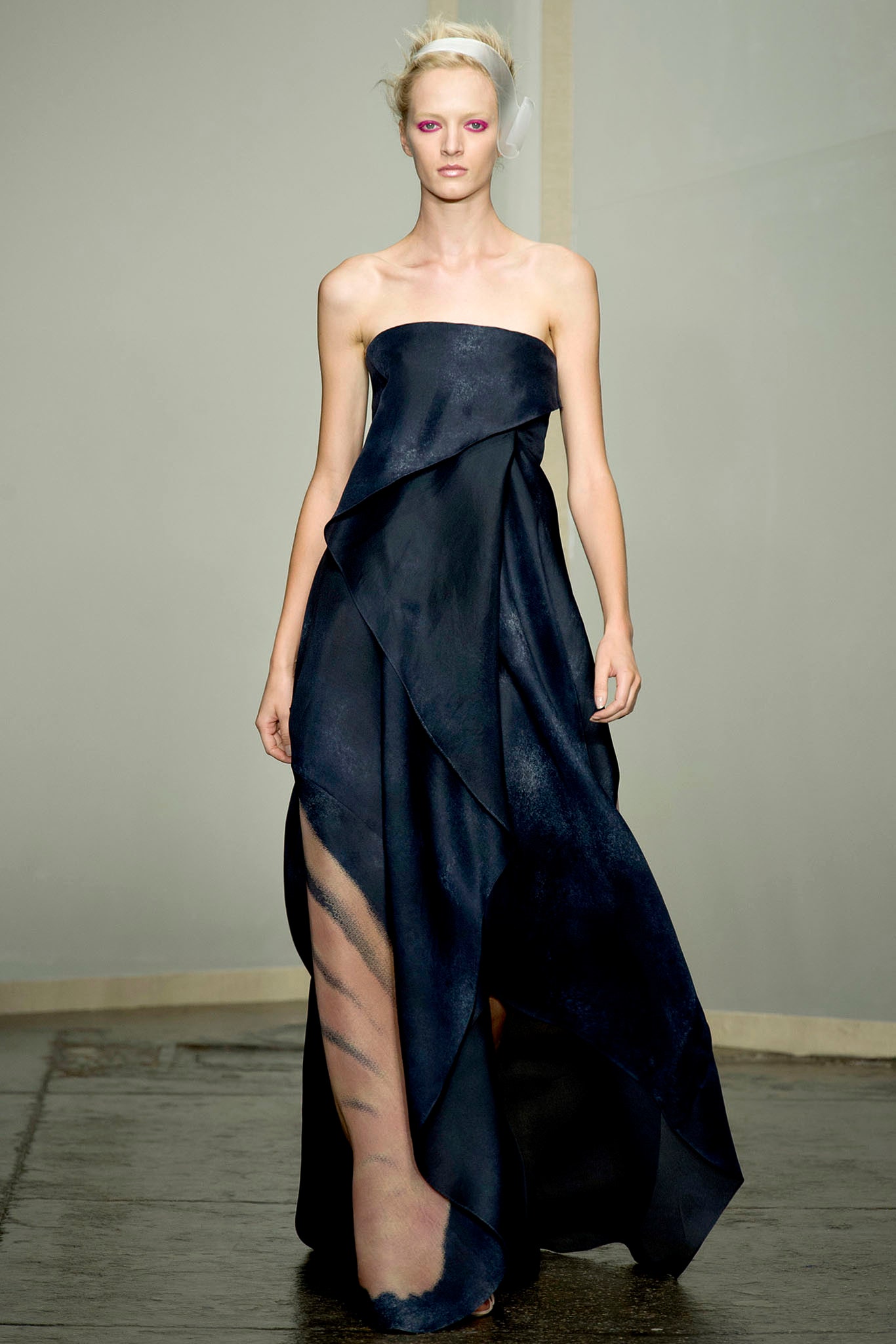 Donna Karan S/S 13 Look 40