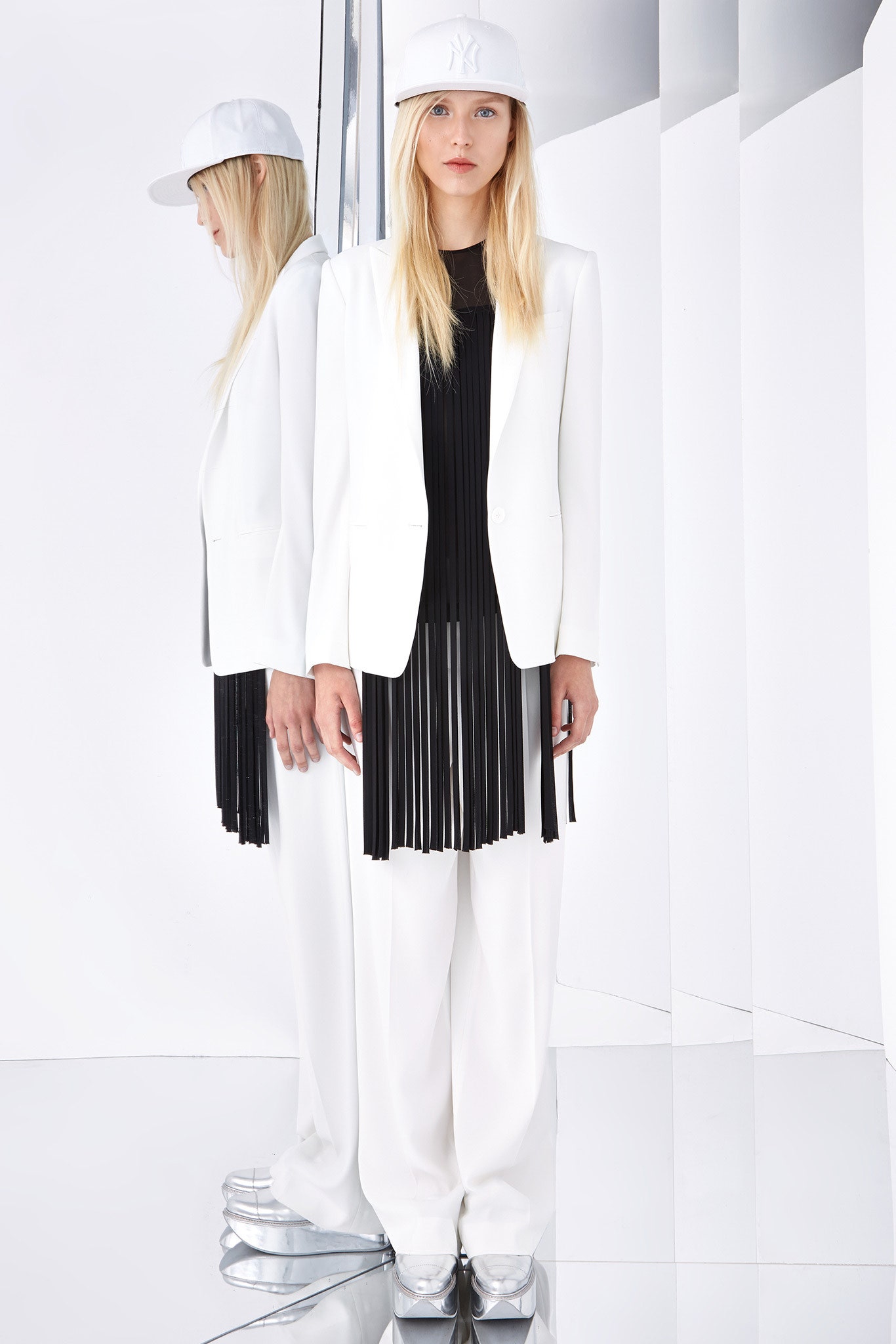 DKNY Resort 15 Look 24