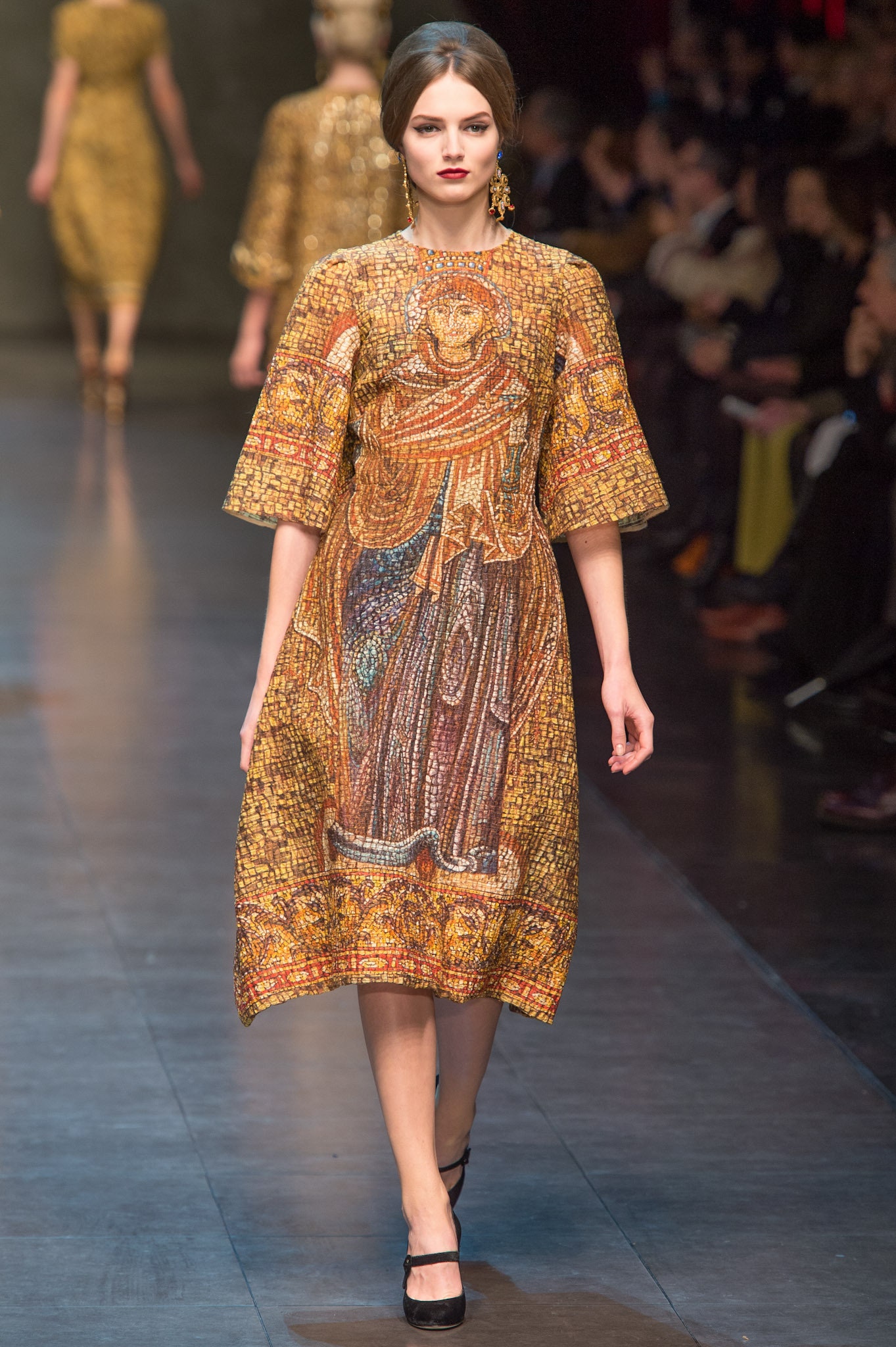 Dolce & Gabbana F/W 13 Look 4