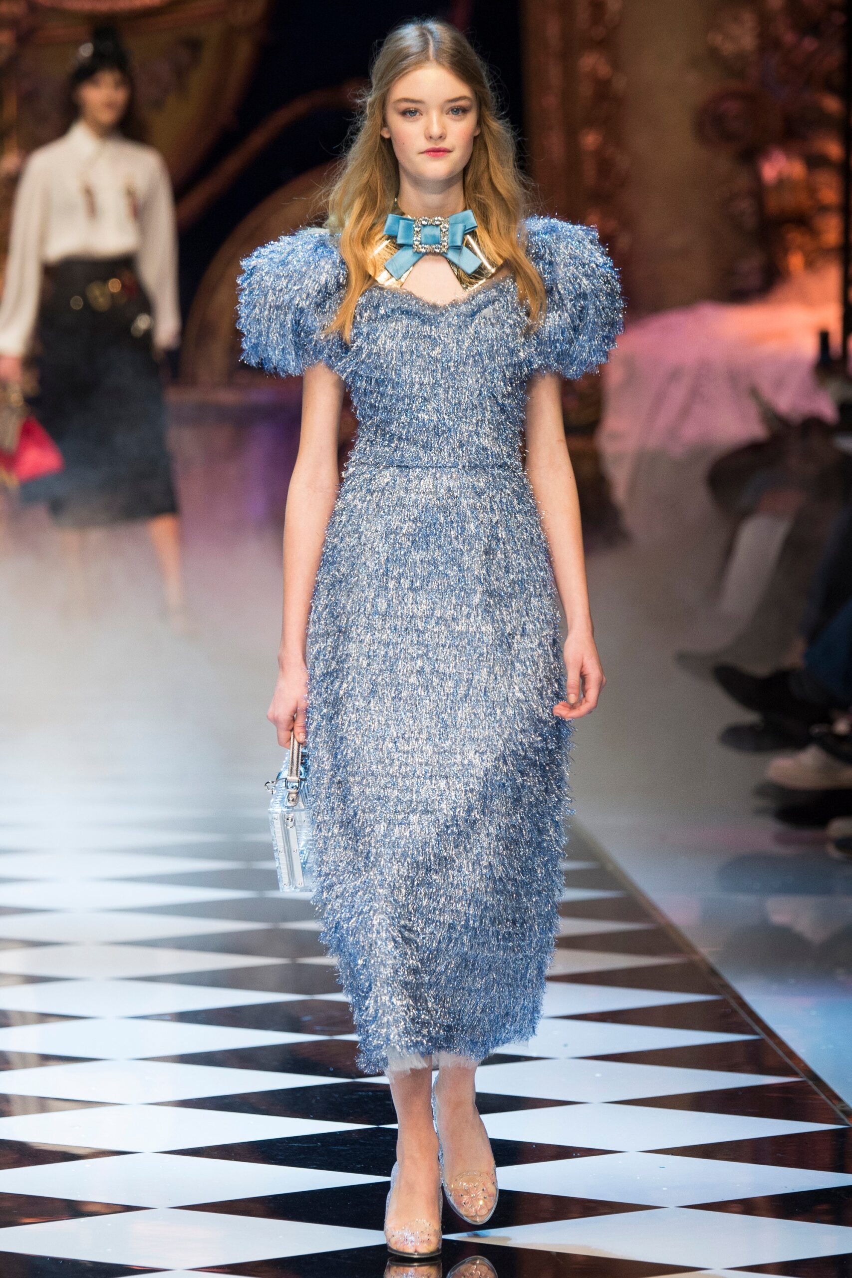 Dolce & Gabbana F/W 16 Look 2