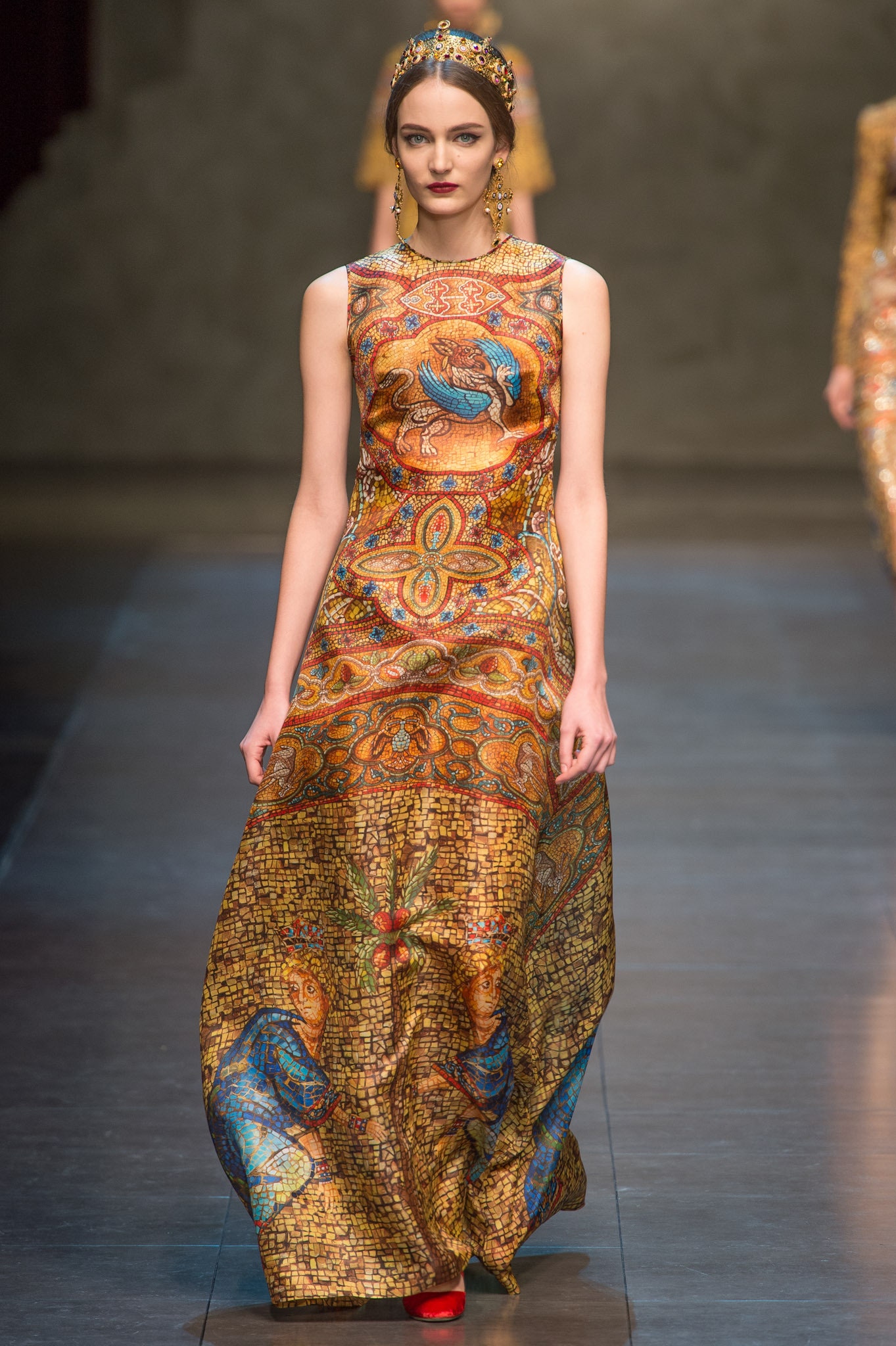 Dolce & Gabbana F/W 13 Look 6