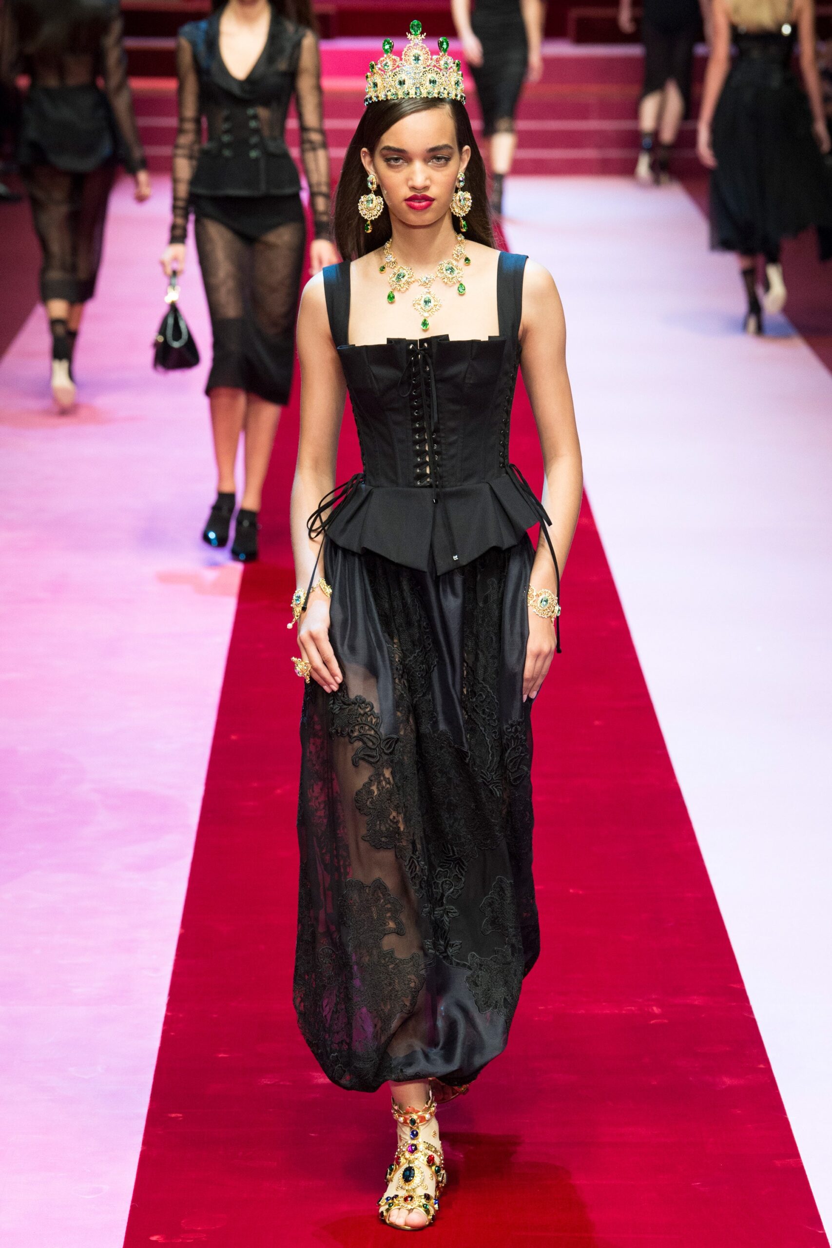 Dolce & Gabbana S/S 18 Look 5