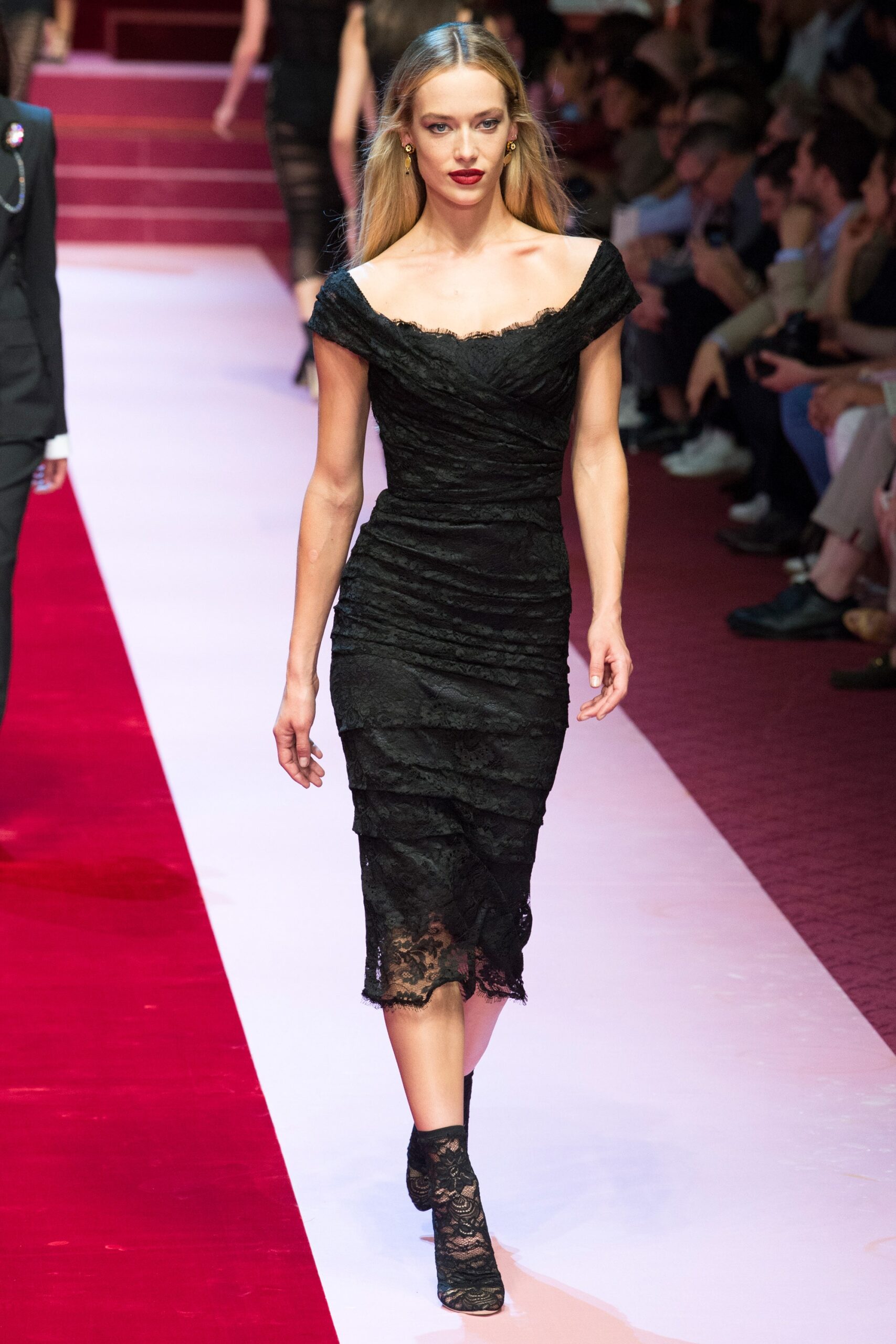 Dolce & Gabbana S/S 18 Look 7