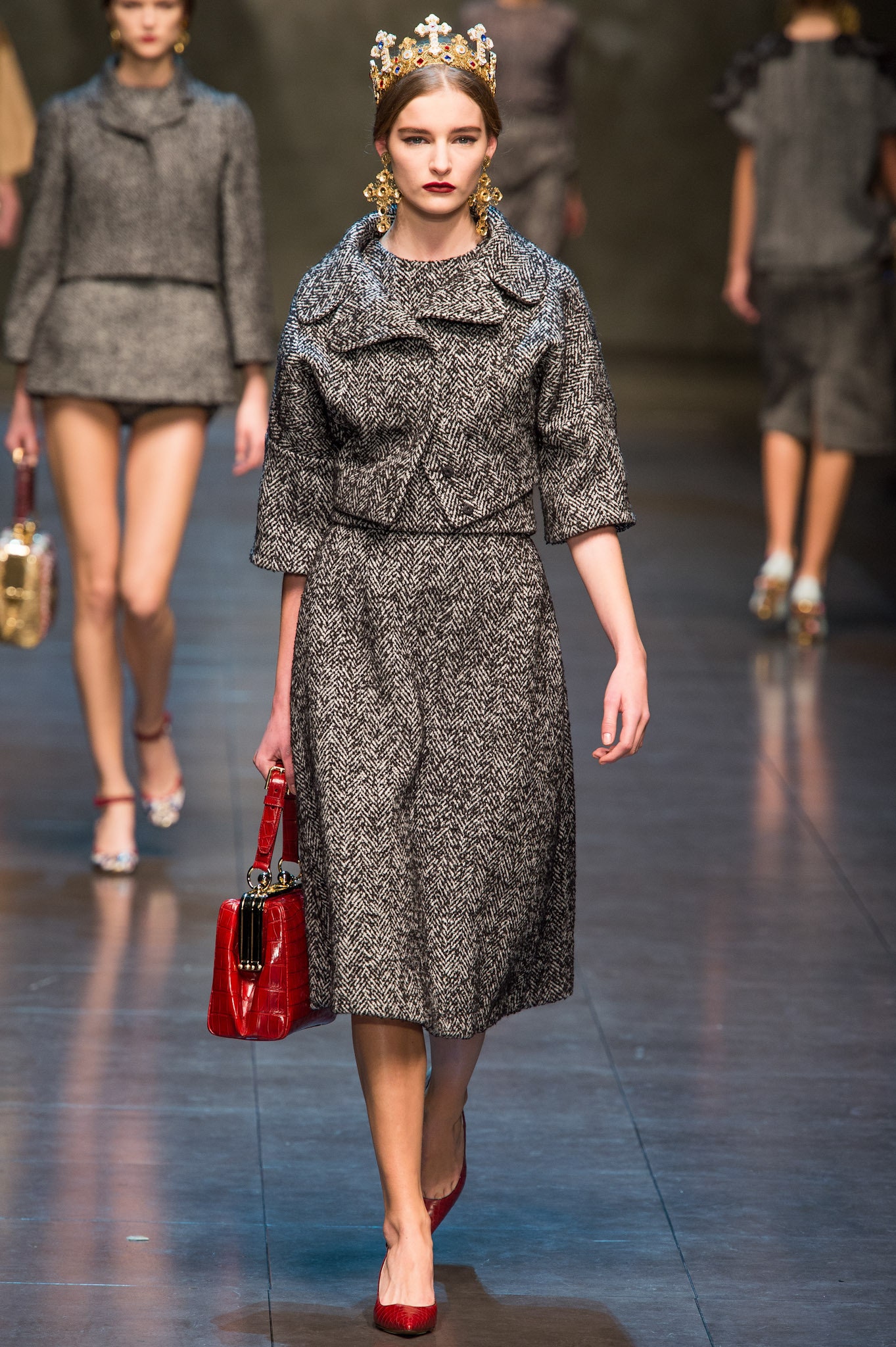 Dolce & Gabbana F/W 13 Look 14