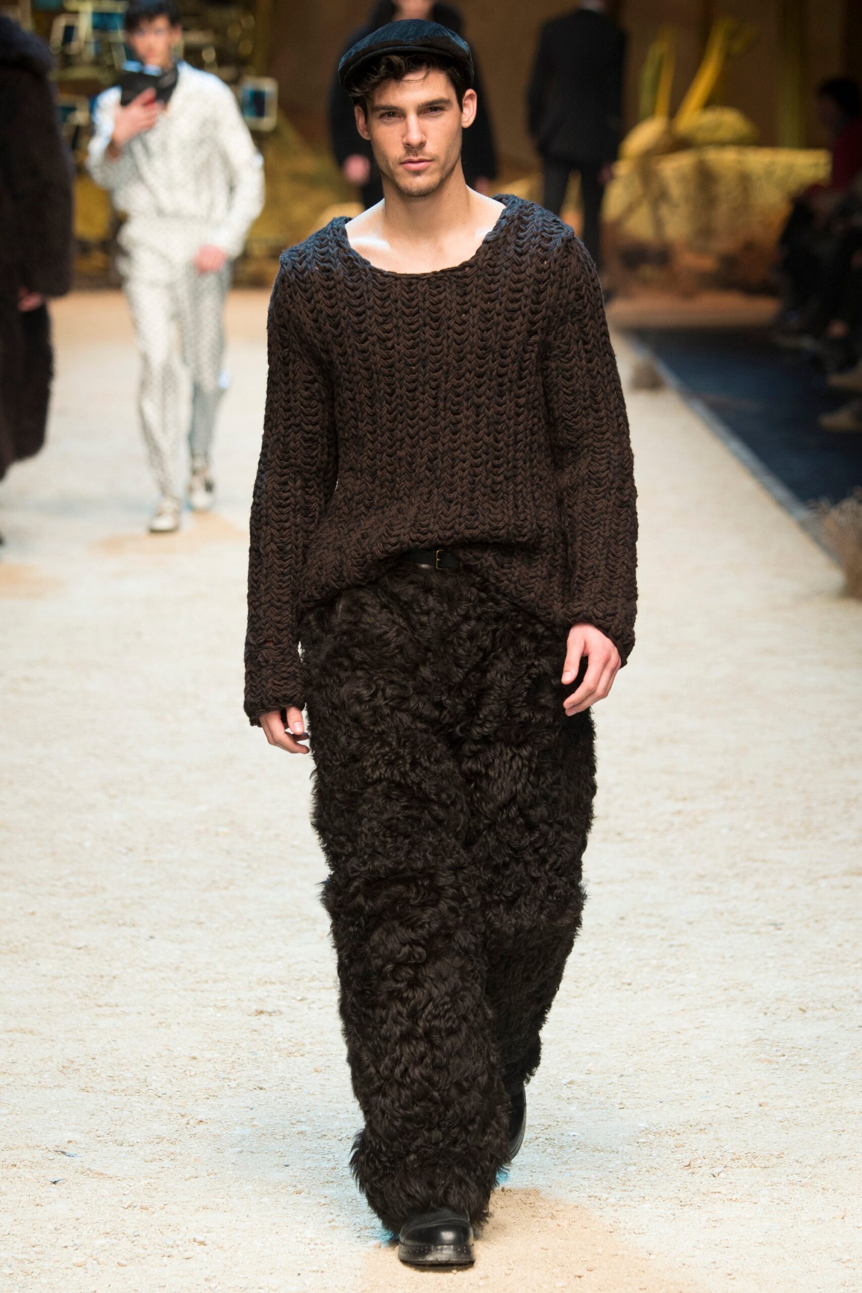 Dolce & Gabbana F/W 16 Menswear Look 4