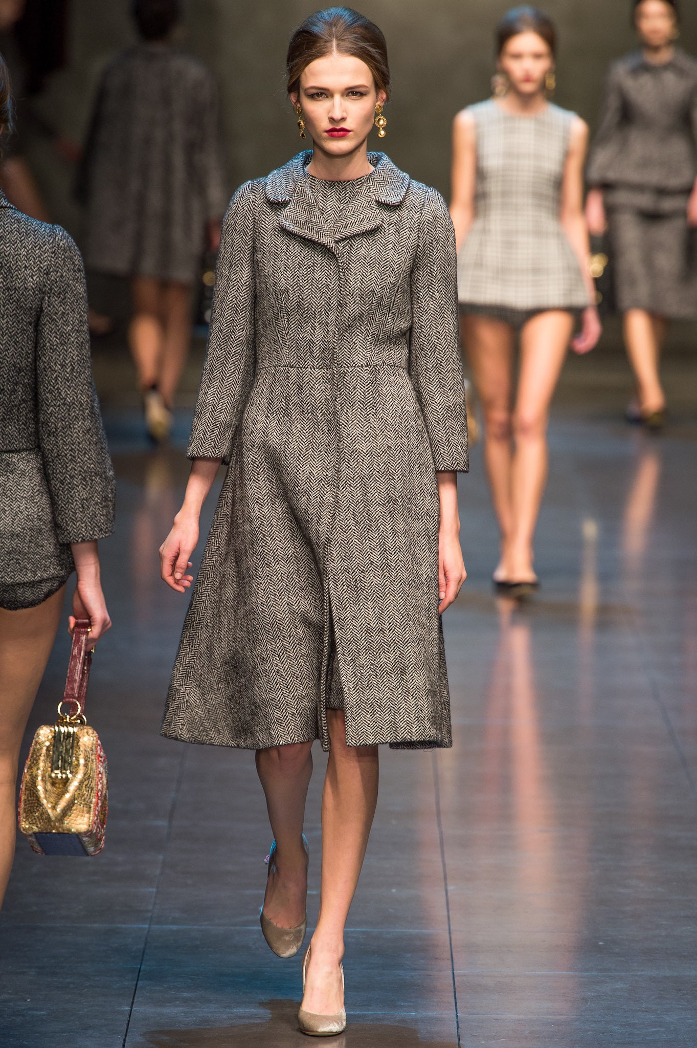 Dolce & Gabbana F/W 13 Look 16