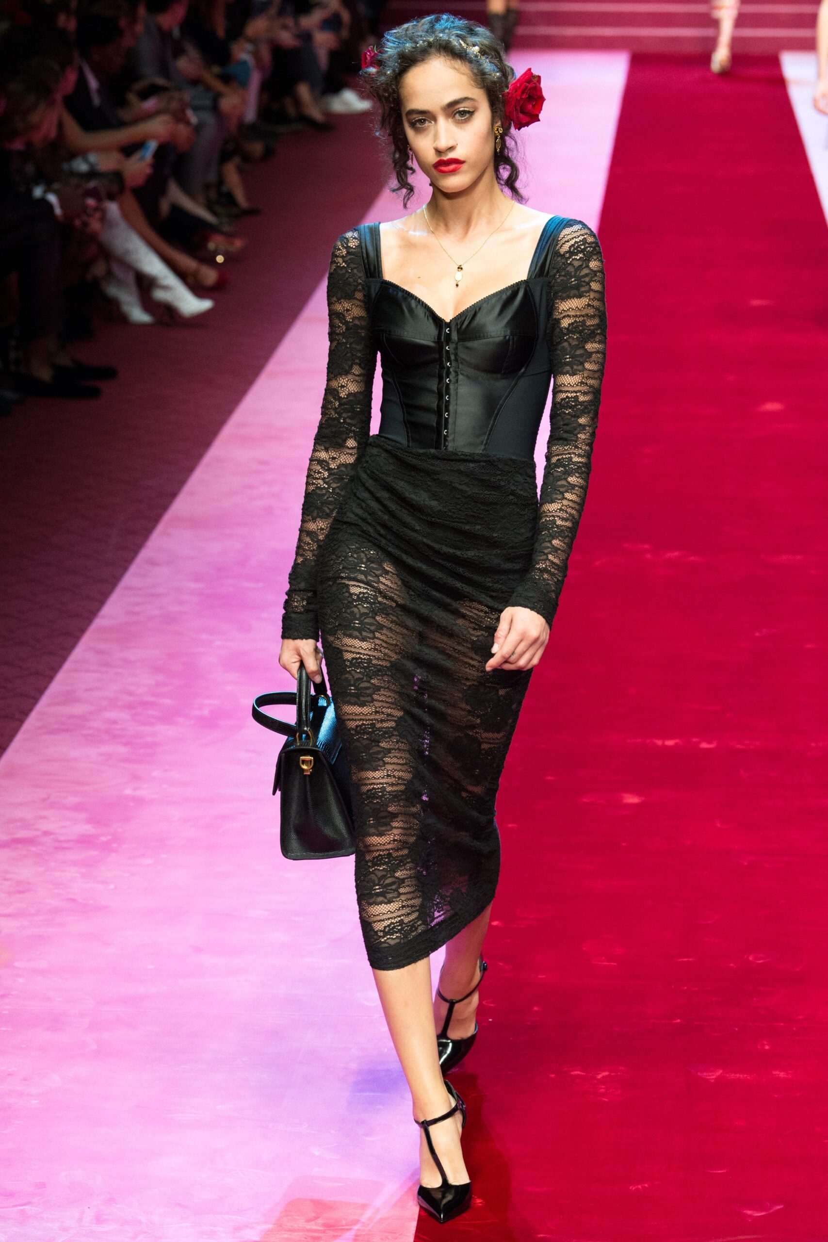 Dolce & Gabbana S/S 18 Look 12