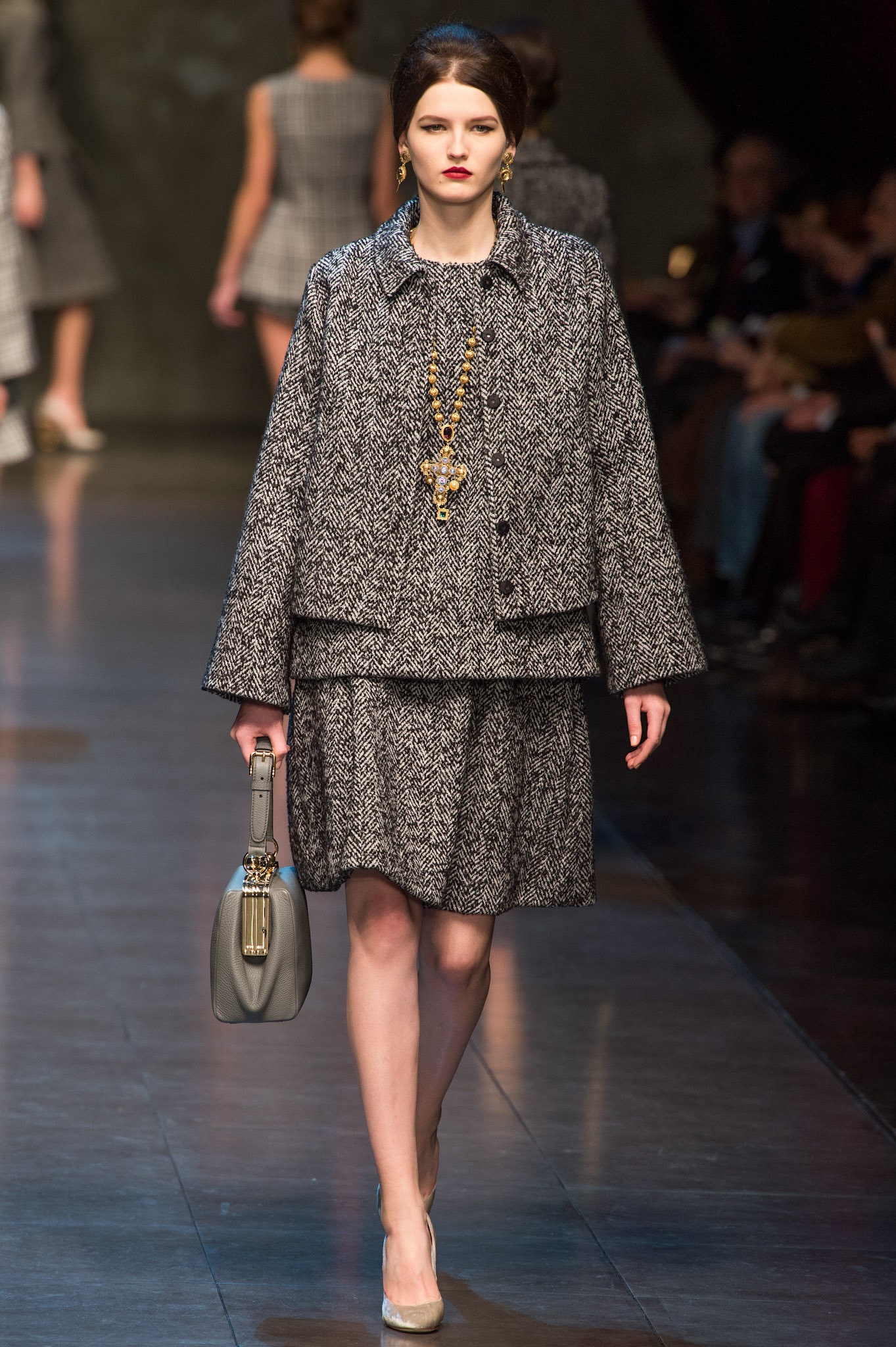 Dolce & Gabbana F/W 13 Look 19