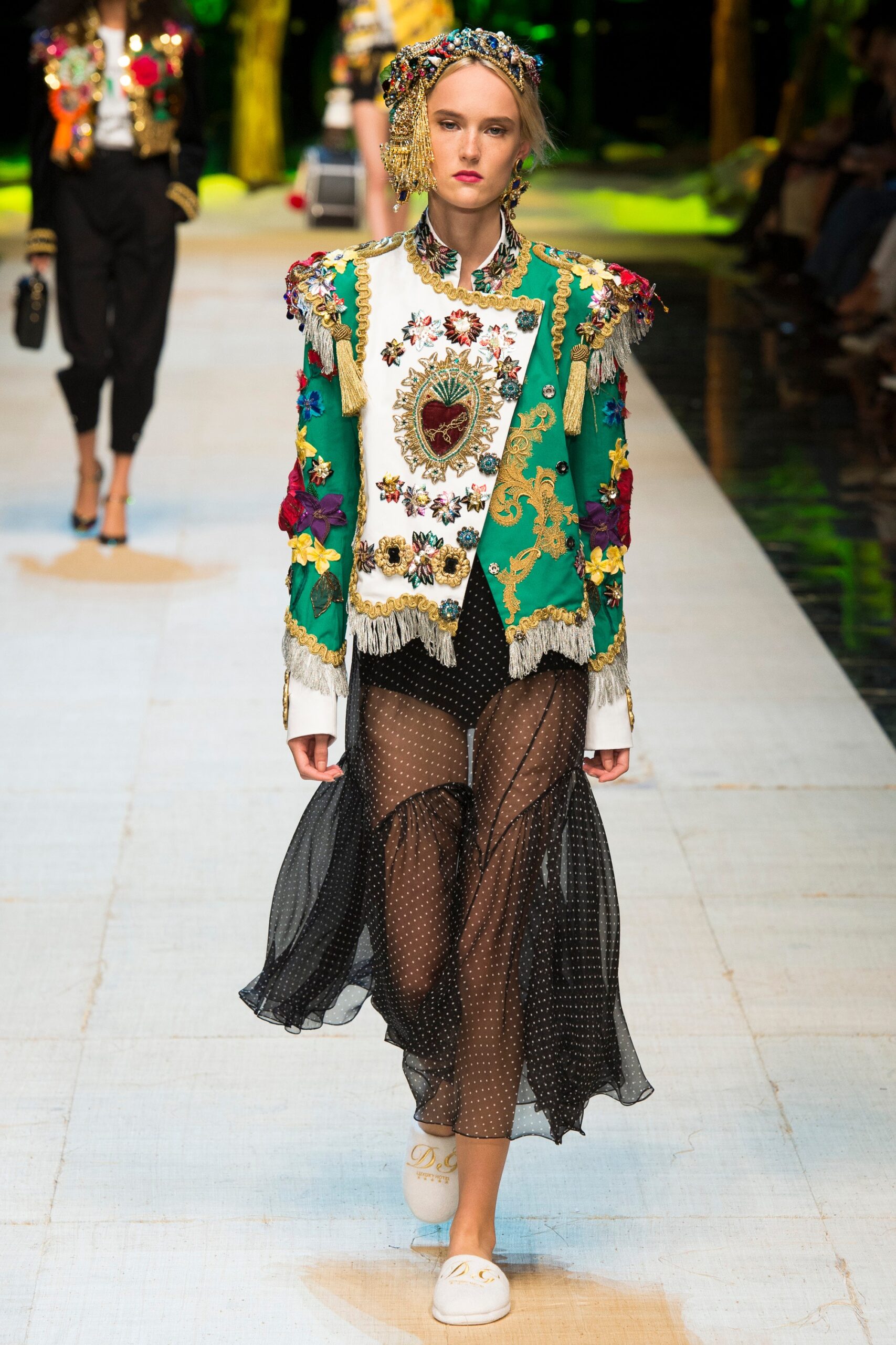Dolce & Gabbana S/S 17 Look 2