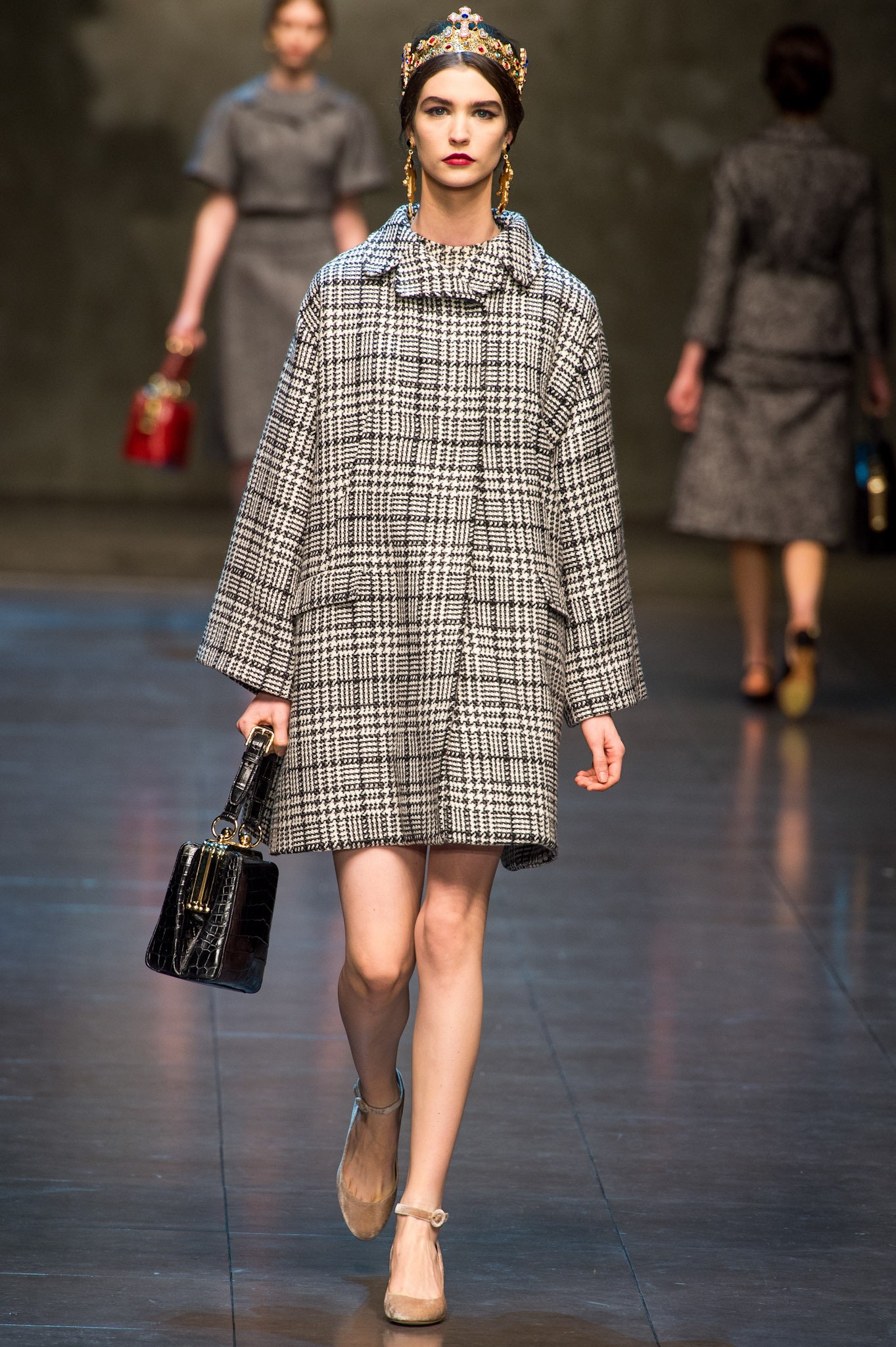 Dolce & Gabbana F/W 13 Look 20