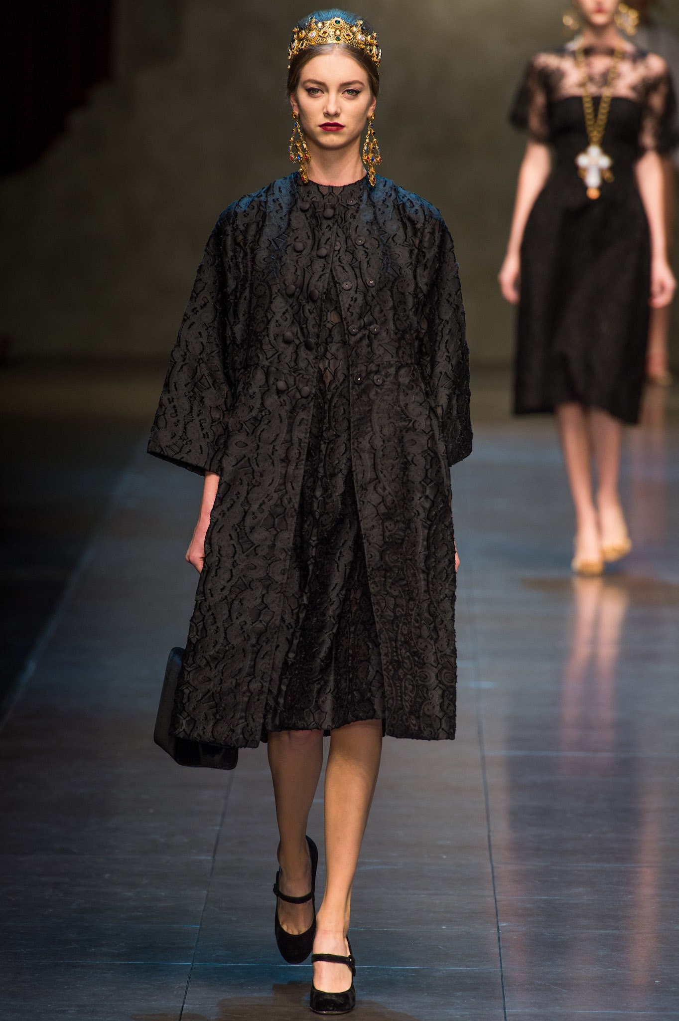 Dolce & Gabbana F/W 13 Look 25