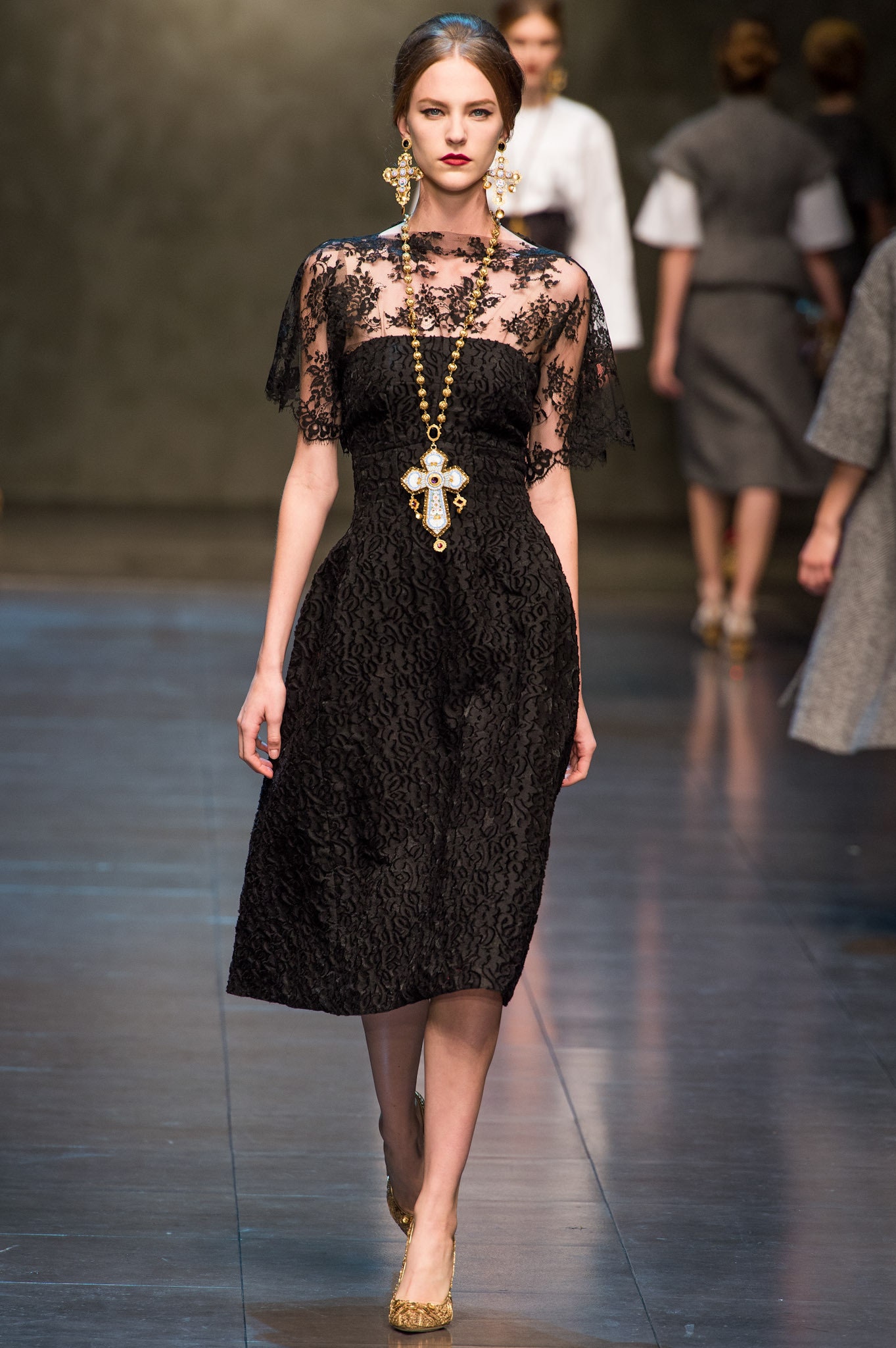 Dolce & Gabbana F/W 13 Look 26