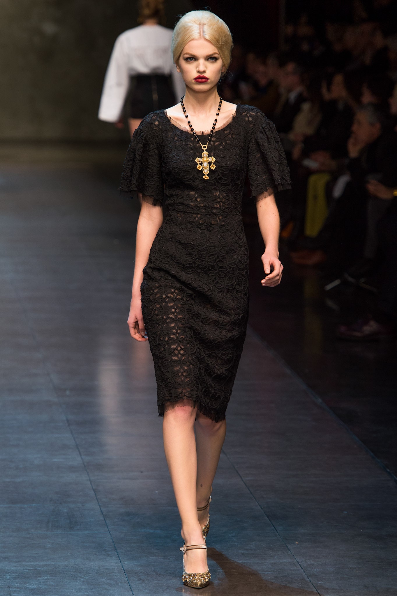 Dolce & Gabbana F/W 13 Look 29