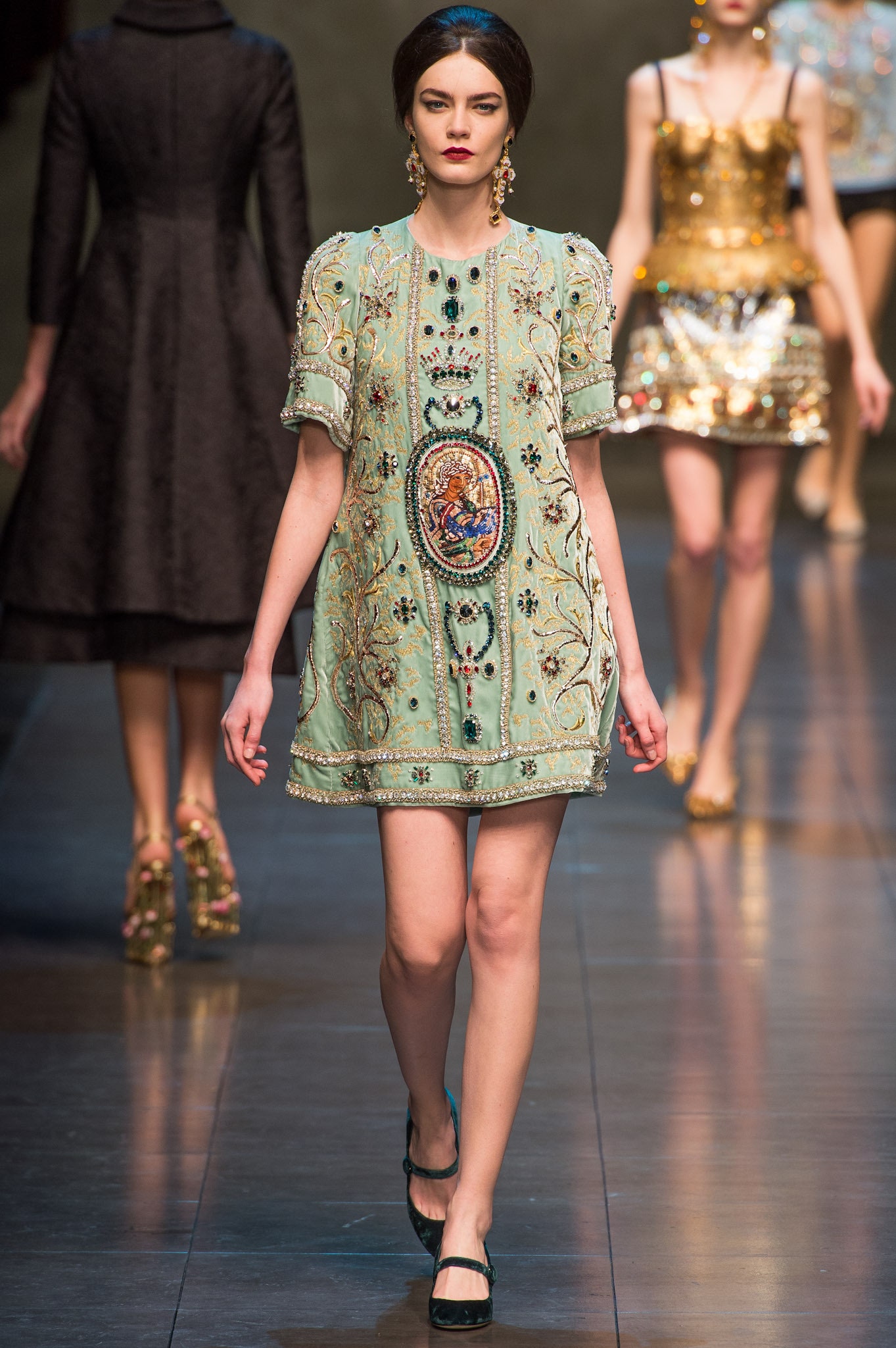 Dolce & Gabbana F/W 13 Look 30