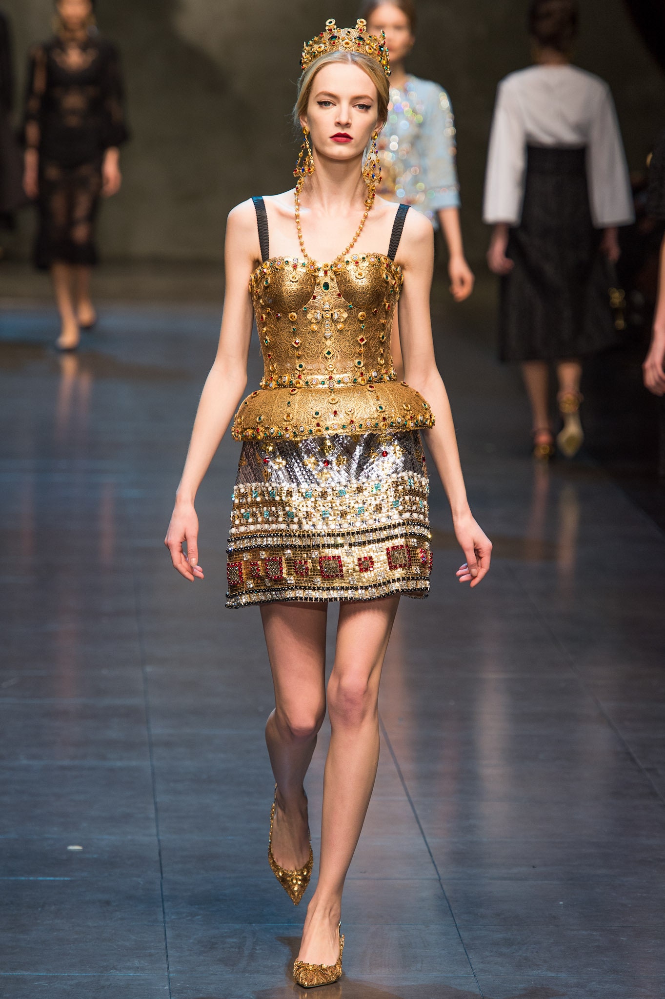 Dolce & Gabbana F/W 13 Look 31