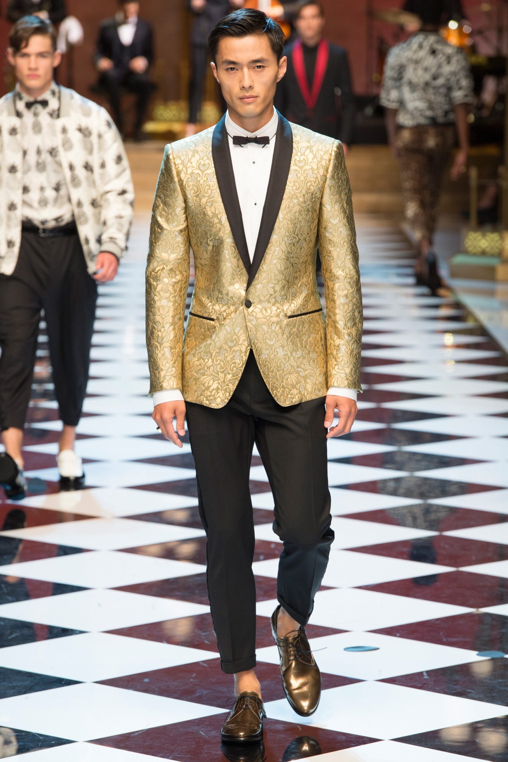 Dolce & Gabbana S/S 17 Menswear Look 11