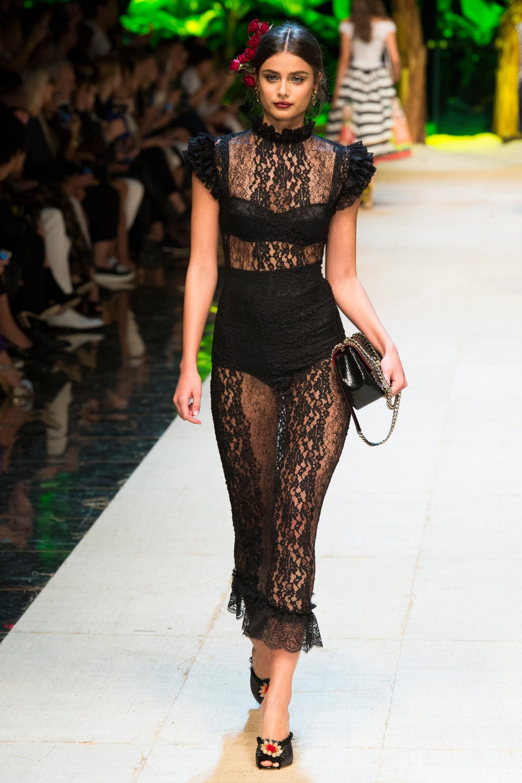 Dolce & Gabbana S/S 17 Look 12