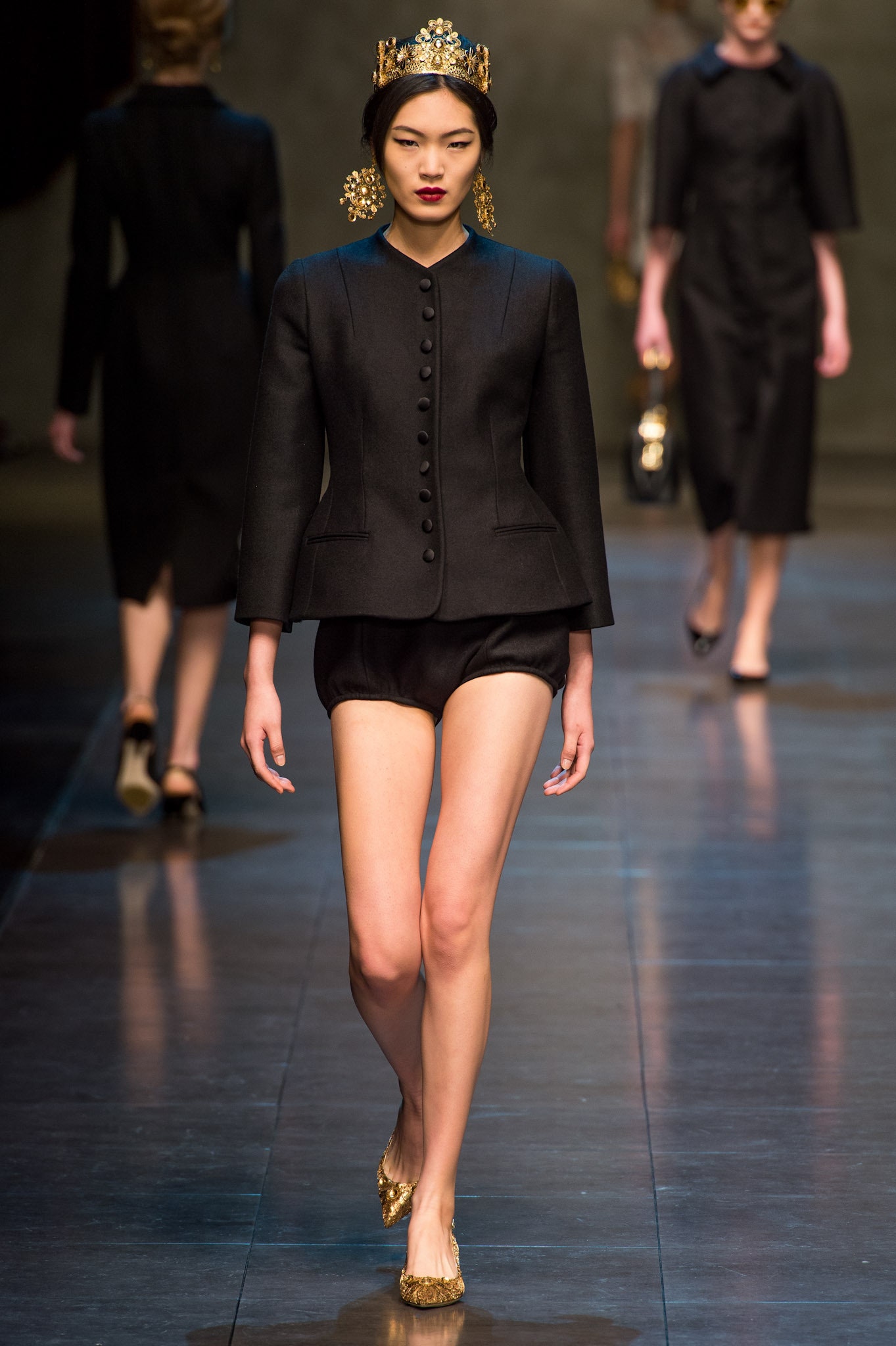 Dolce & Gabbana F/W 13 Look 39