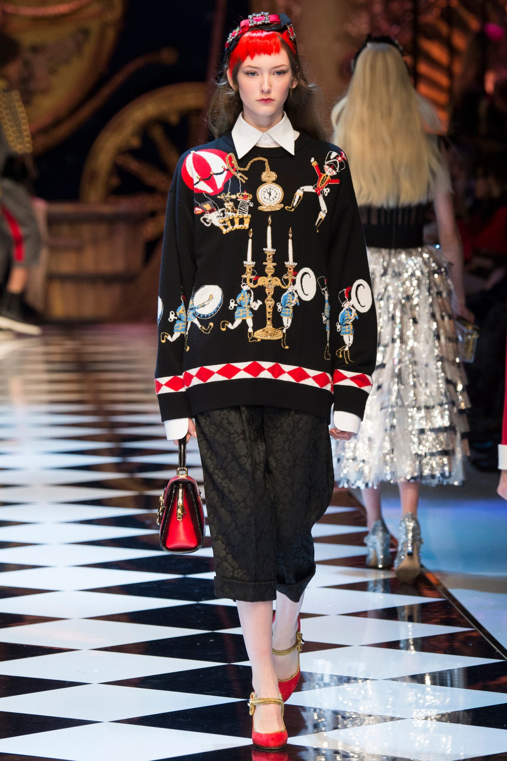Dolce & Gabbana F/W 16 Look 14