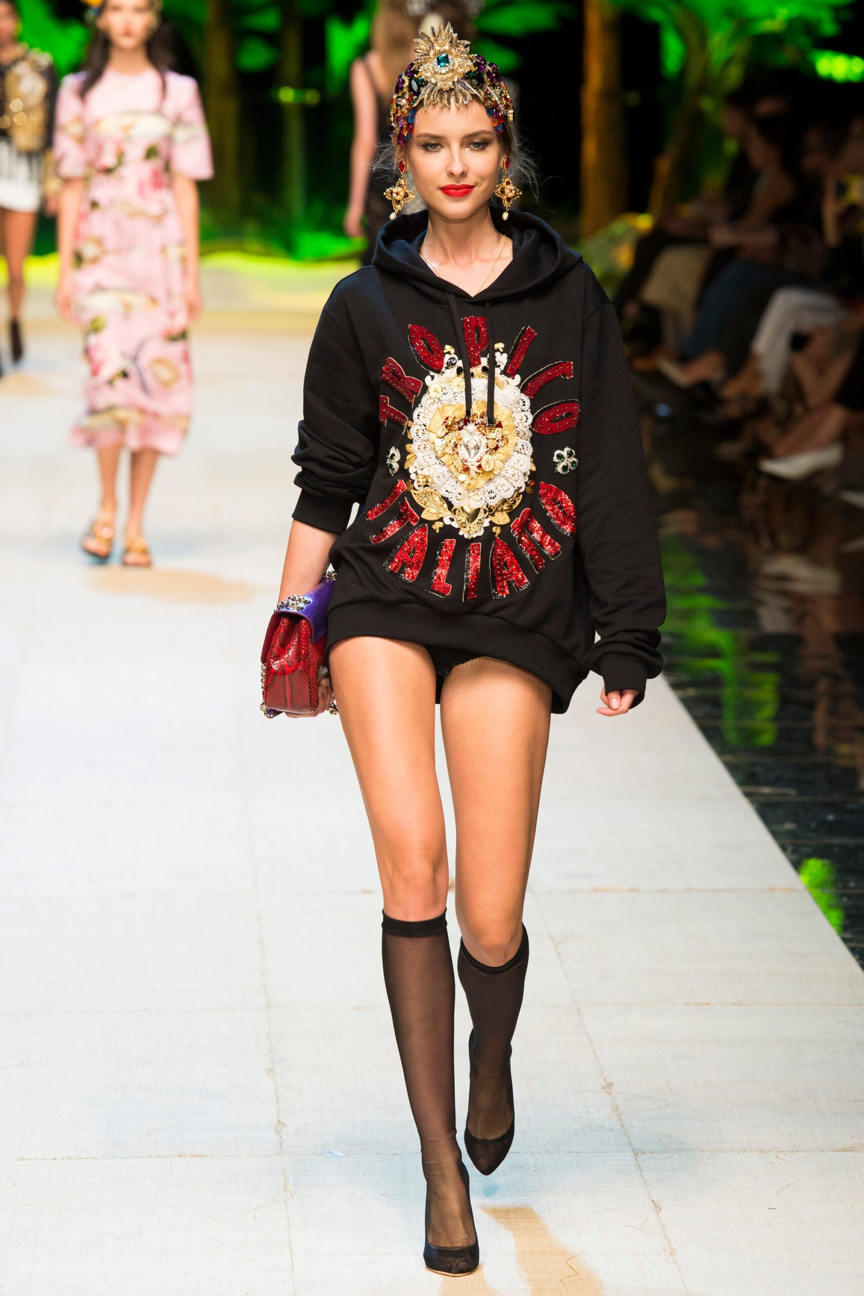 Dolce & Gabbana S/S 17 Look 16