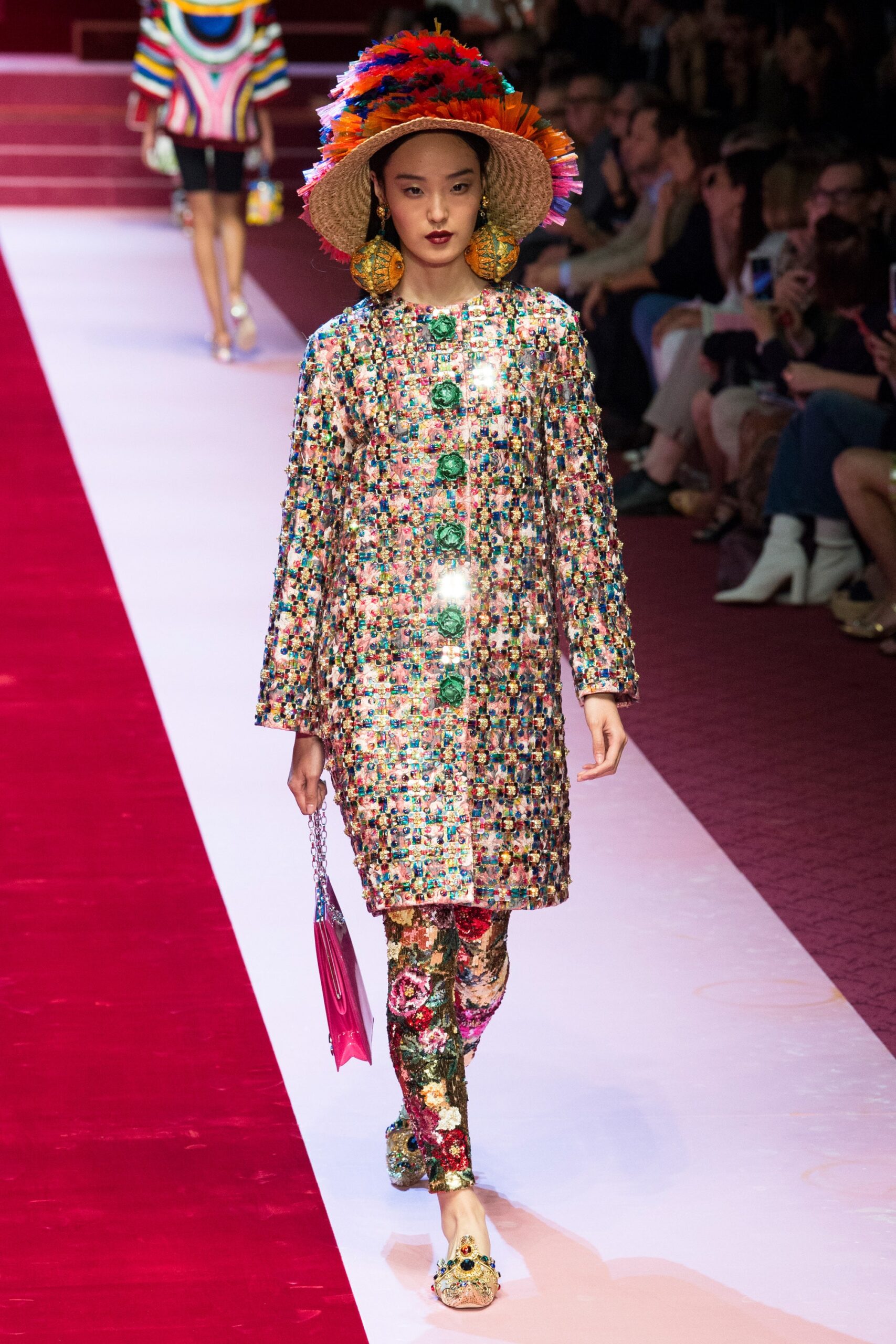 Dolce & Gabbana S/S 18 Look 25