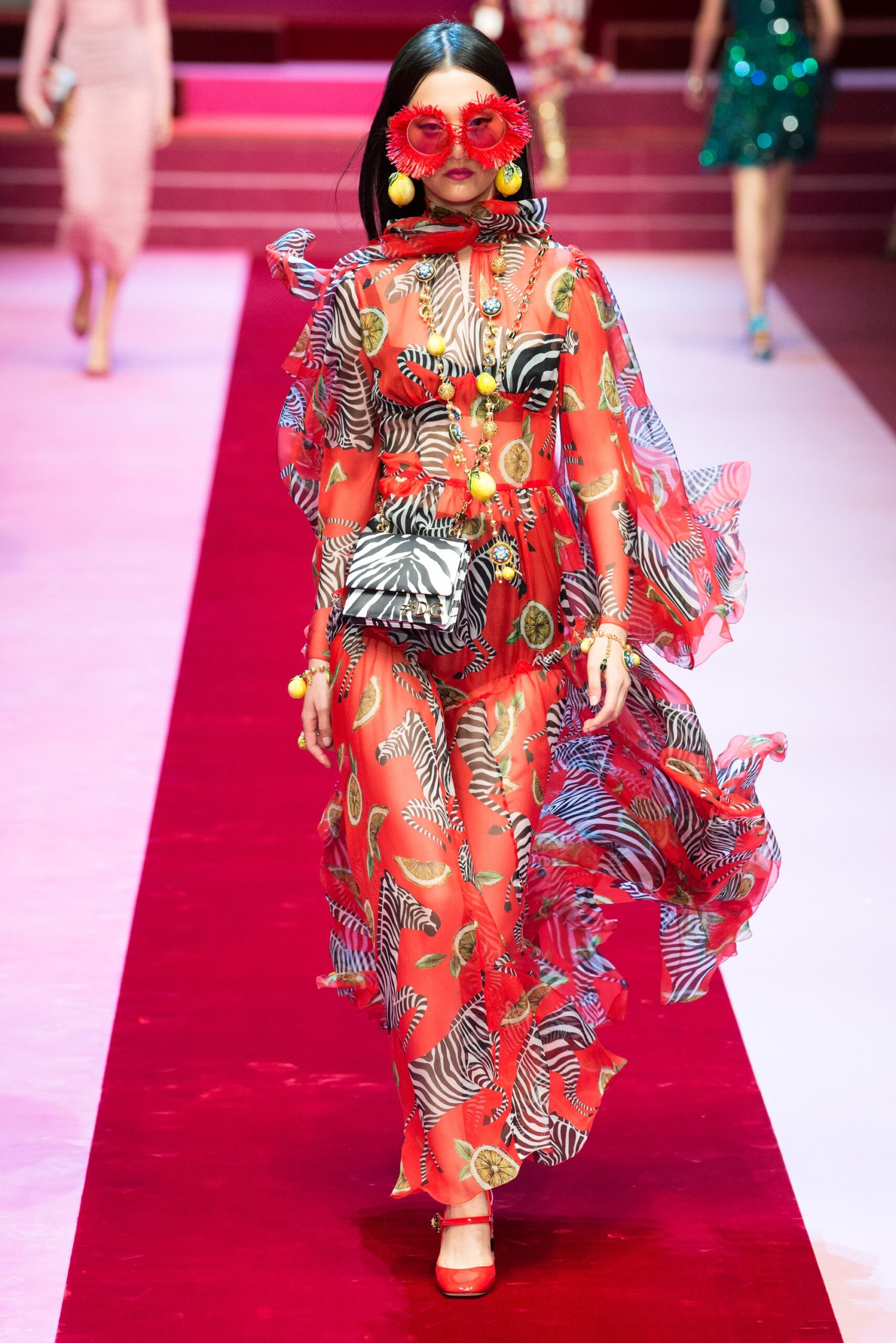 Dolce & Gabbana S/S 18 Look 29