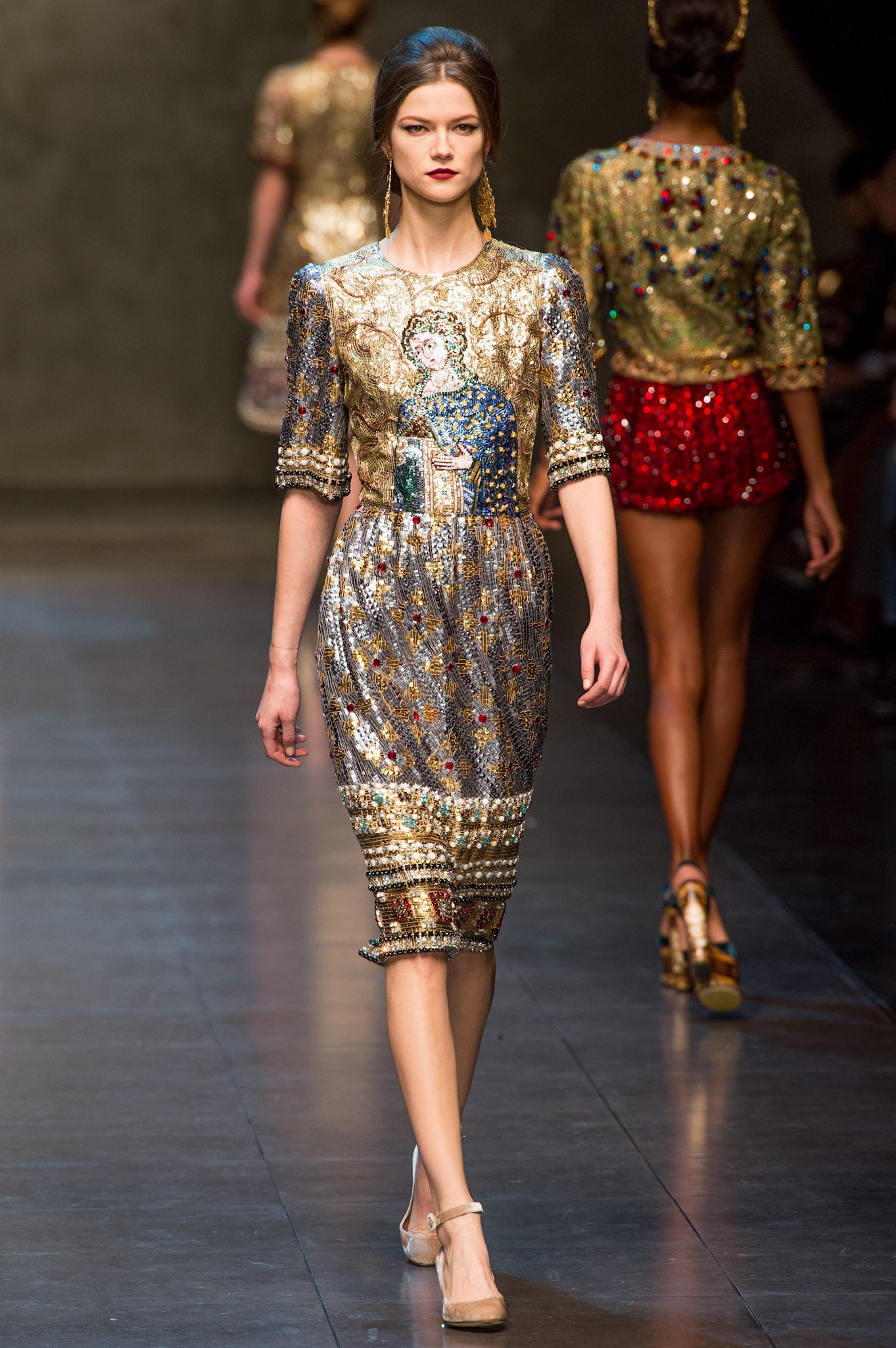 Dolce & Gabbana F/W 13 Look 59