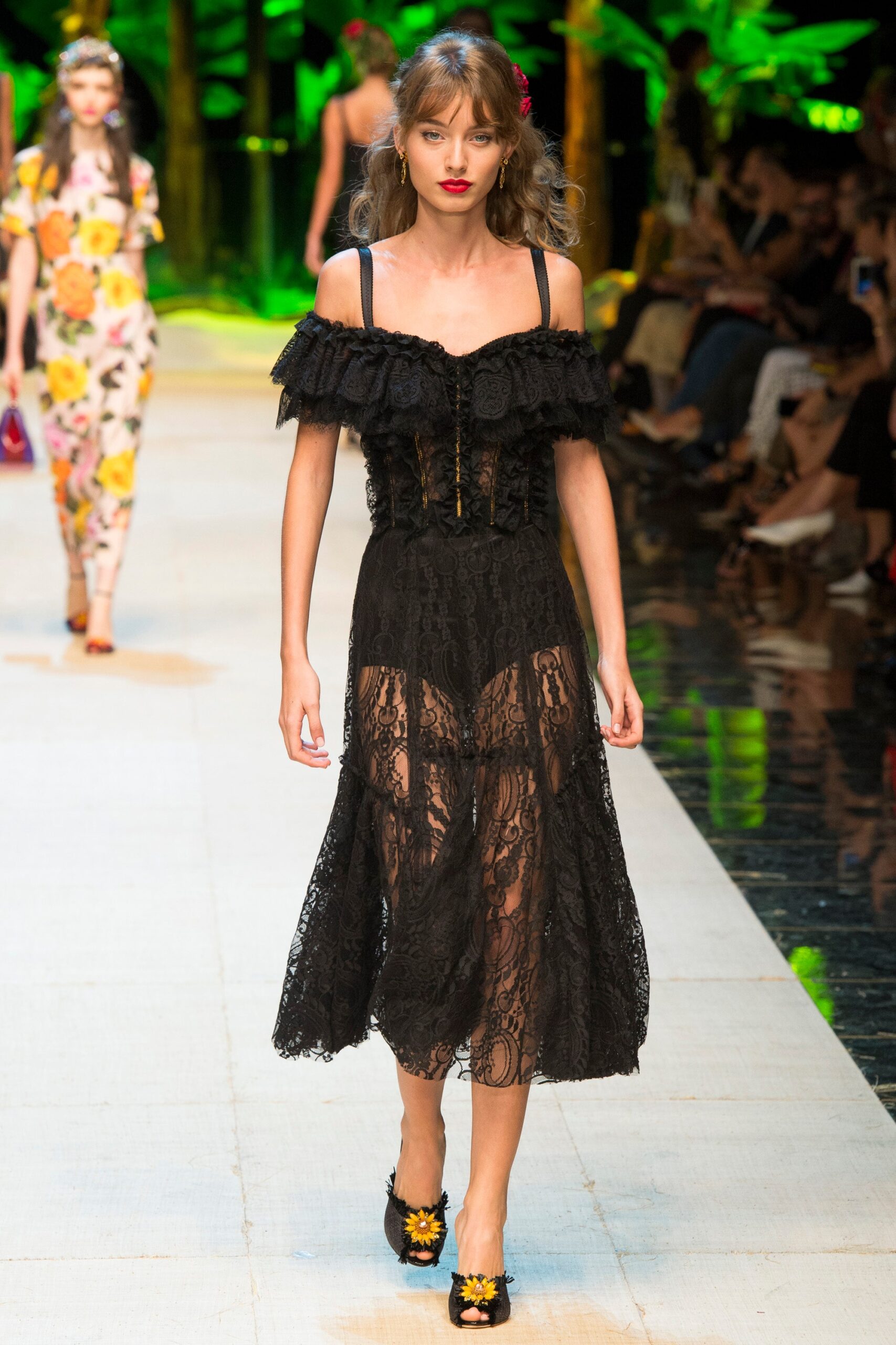 Dolce & Gabbana S/S 17 Look 22