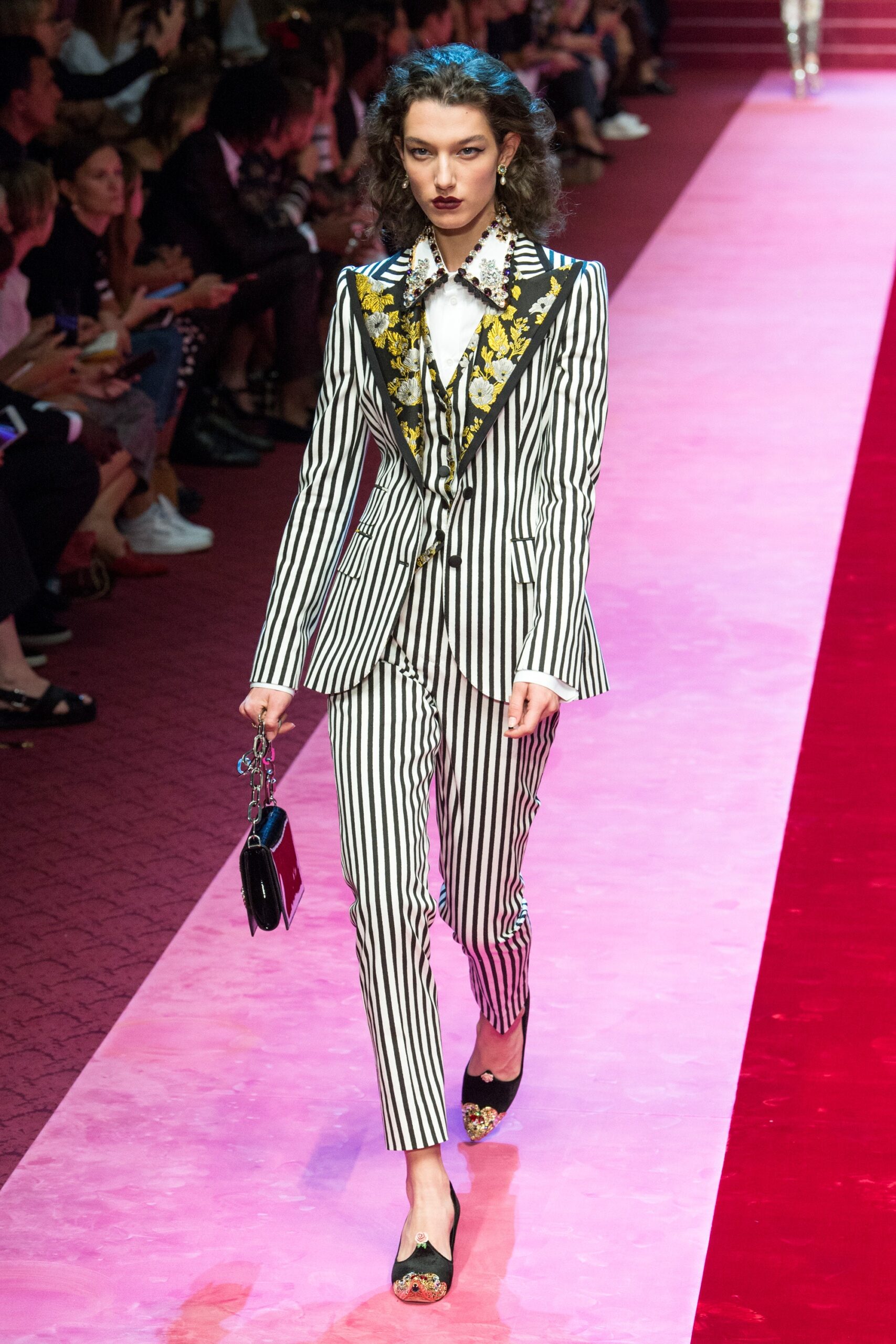 Dolce & Gabbana S/S 18 Look 36