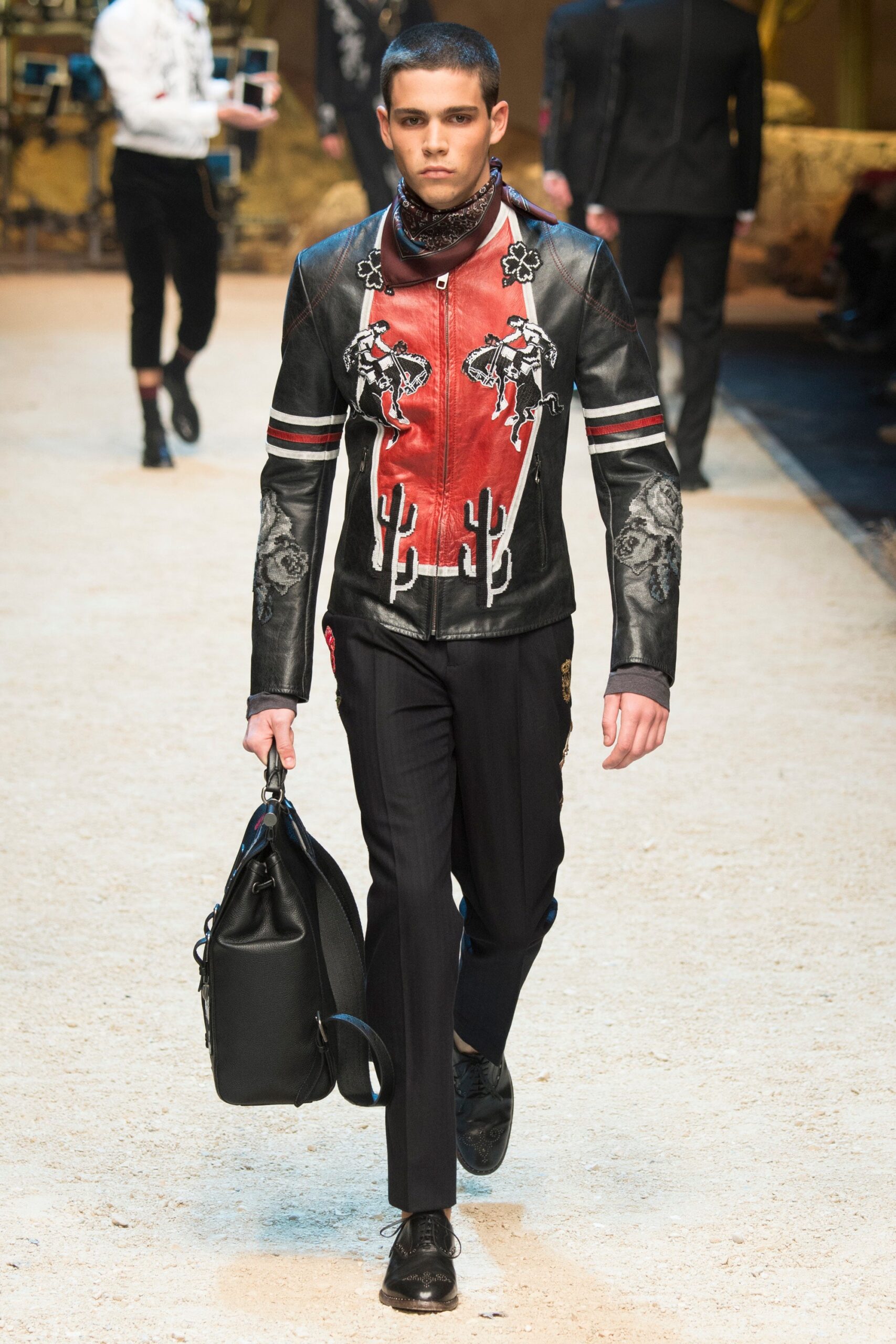 Dolce & Gabbana F/W 16 Menswear Look 17
