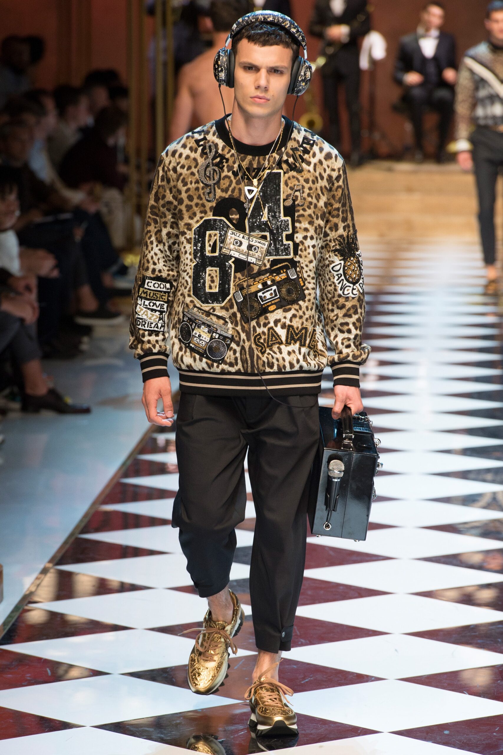 Dolce & Gabbana S/S 17 Menswear Look 27