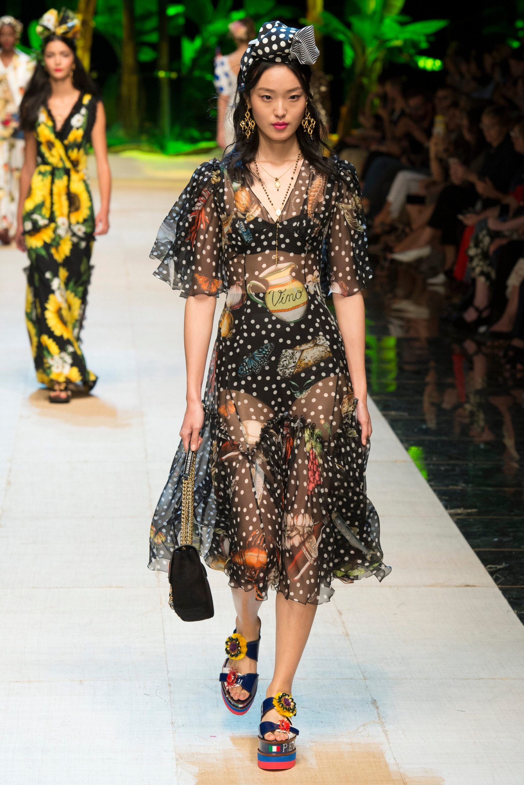Dolce & Gabbana S/S 17 Look 31
